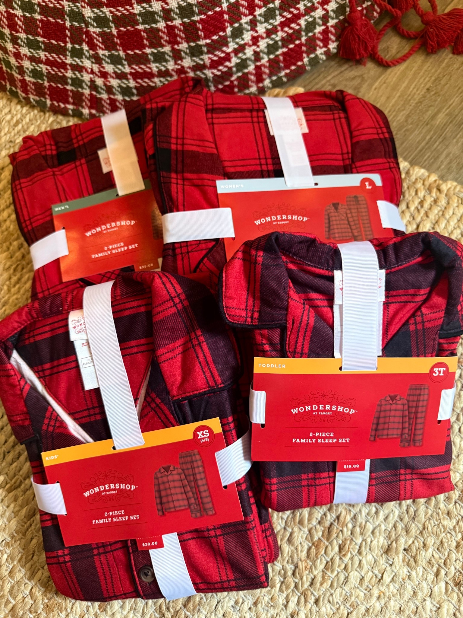 Don’t forget to grab your matching holiday pjs !

Target, Target find, matching pjs, Christmas, Christmas pajamas, 

#LTKSeasonal #LTKHoliday