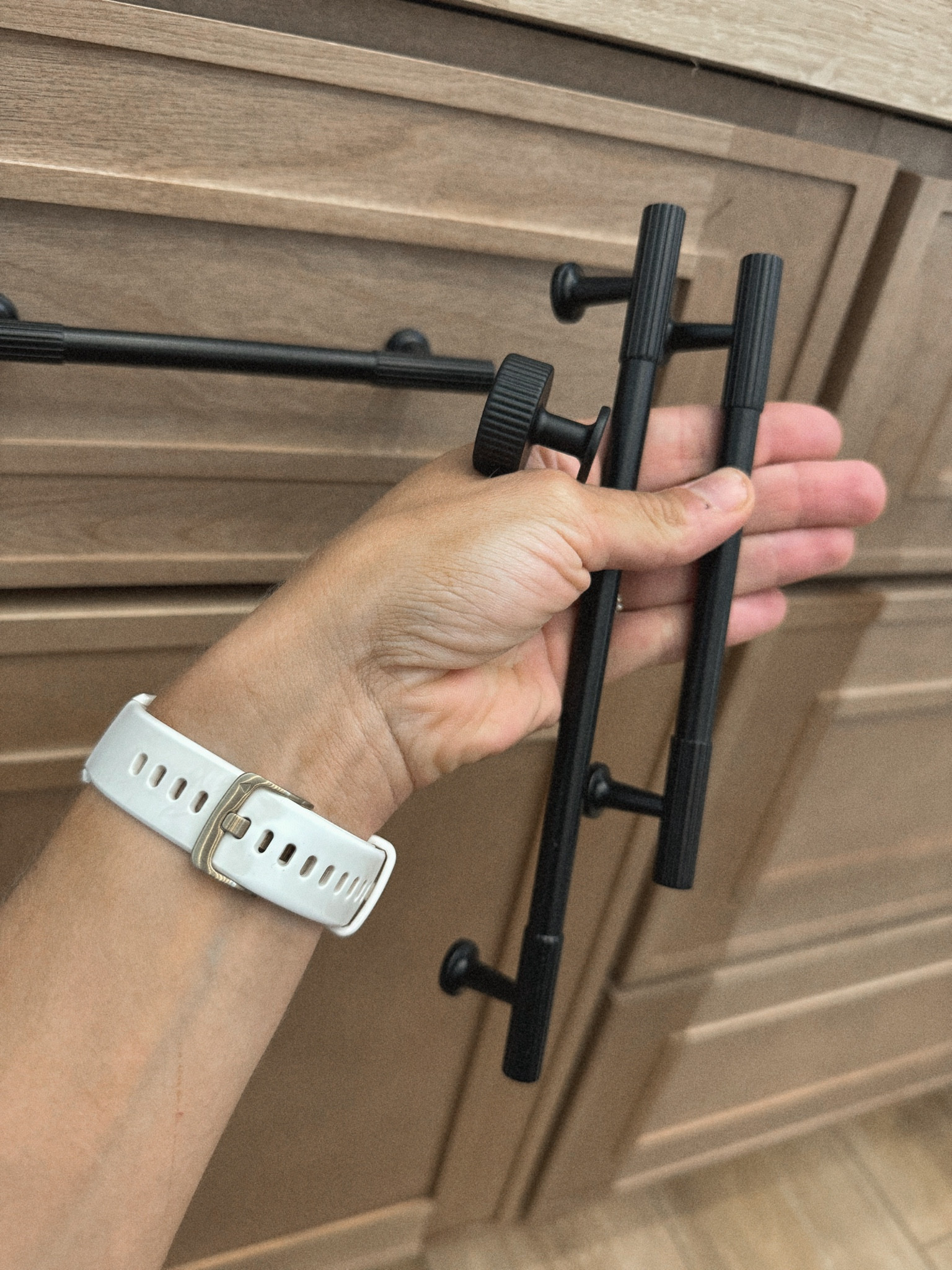 Our Amazon cabinet hardware🤎✨

7.56” for the longer & 5” length for the smaller drawers! Actual cabinets are from Lily Ann Cabinets! The Natural Craftsman Shakers! 

Home inspo / built ins / hardware / under $50 / cozy home / Holley Gabrielle 

#LTKStyleTip #LTKFindsUnder50 #LTKHome