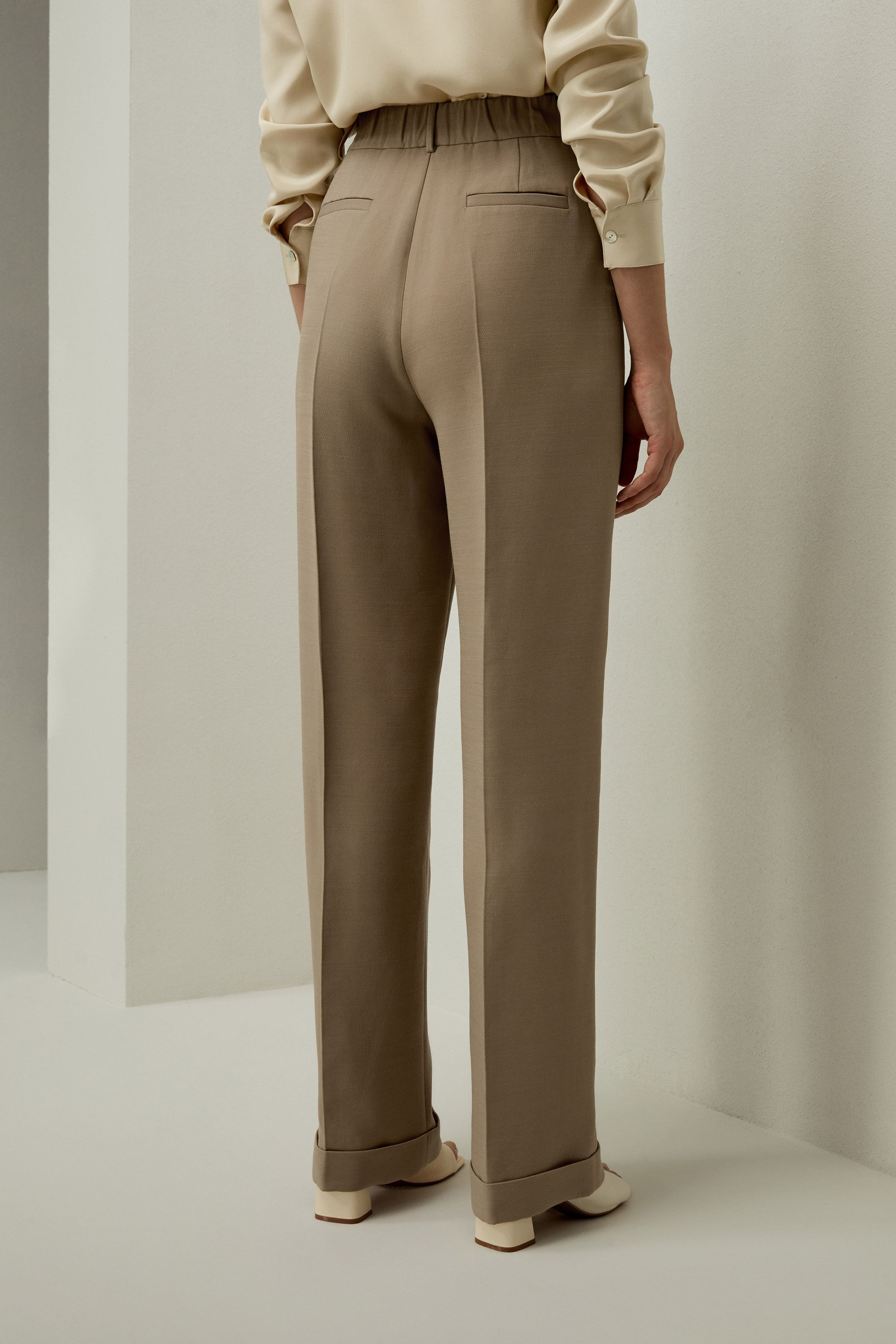 Silk-Wool Blend Khaki Minimalist Trousers | LilySilk
