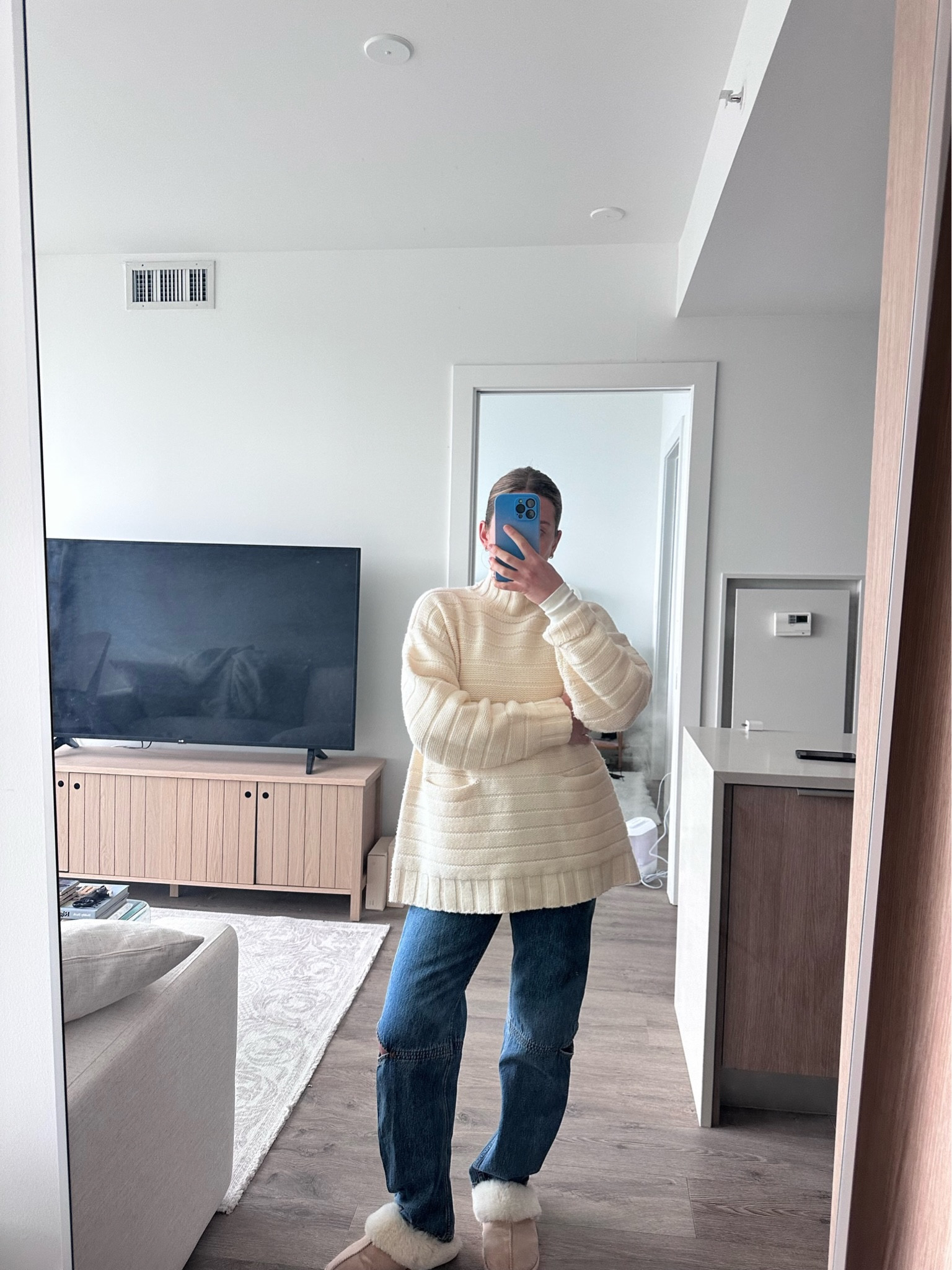 When your outfit is just as comfortable as your work environment #WFH #WFHOutfit #BreakYourBudget 

#LTKStyleTip #LTKWorkwear #LTKHome