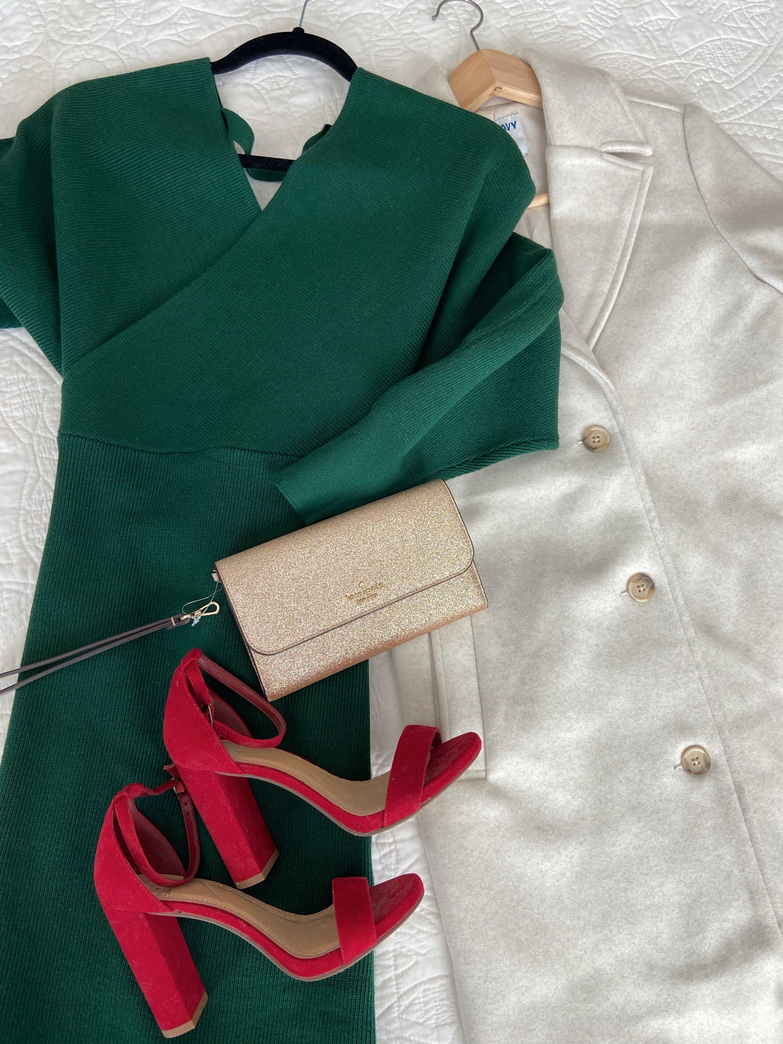 Getting ready for a Christmas party tonight! This Amazon sweater dress is cozy (for the cold temps) but still chic!! It comes in many other colors, so it’s not just for the holidays 😉

#LTKFindsUnder100 #LTKFindsUnder50 #LTKHoliday