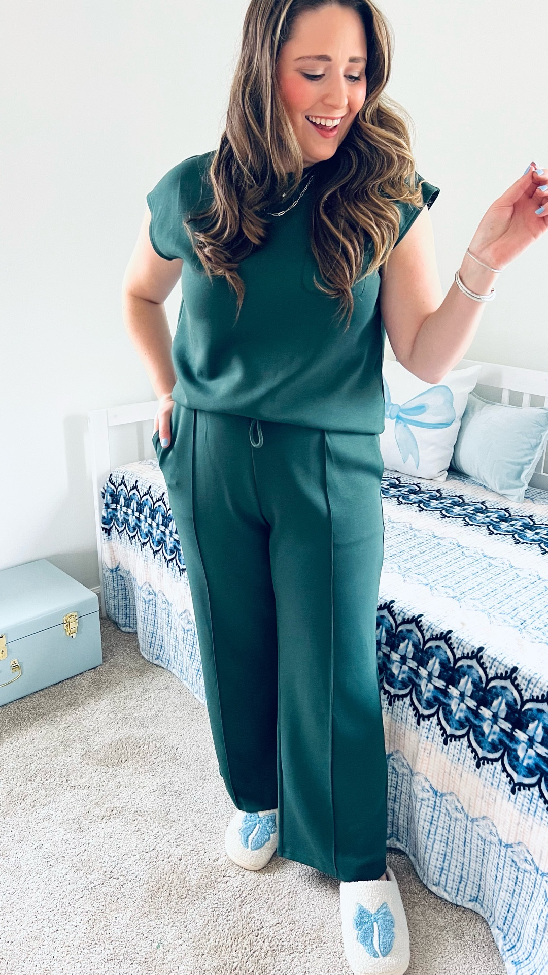 Athleisure matching set || loungewear || airport outfit || scuba knit 

ANRABESS loungewear set! Wearing size L

#LTKActive #LTKMidsize