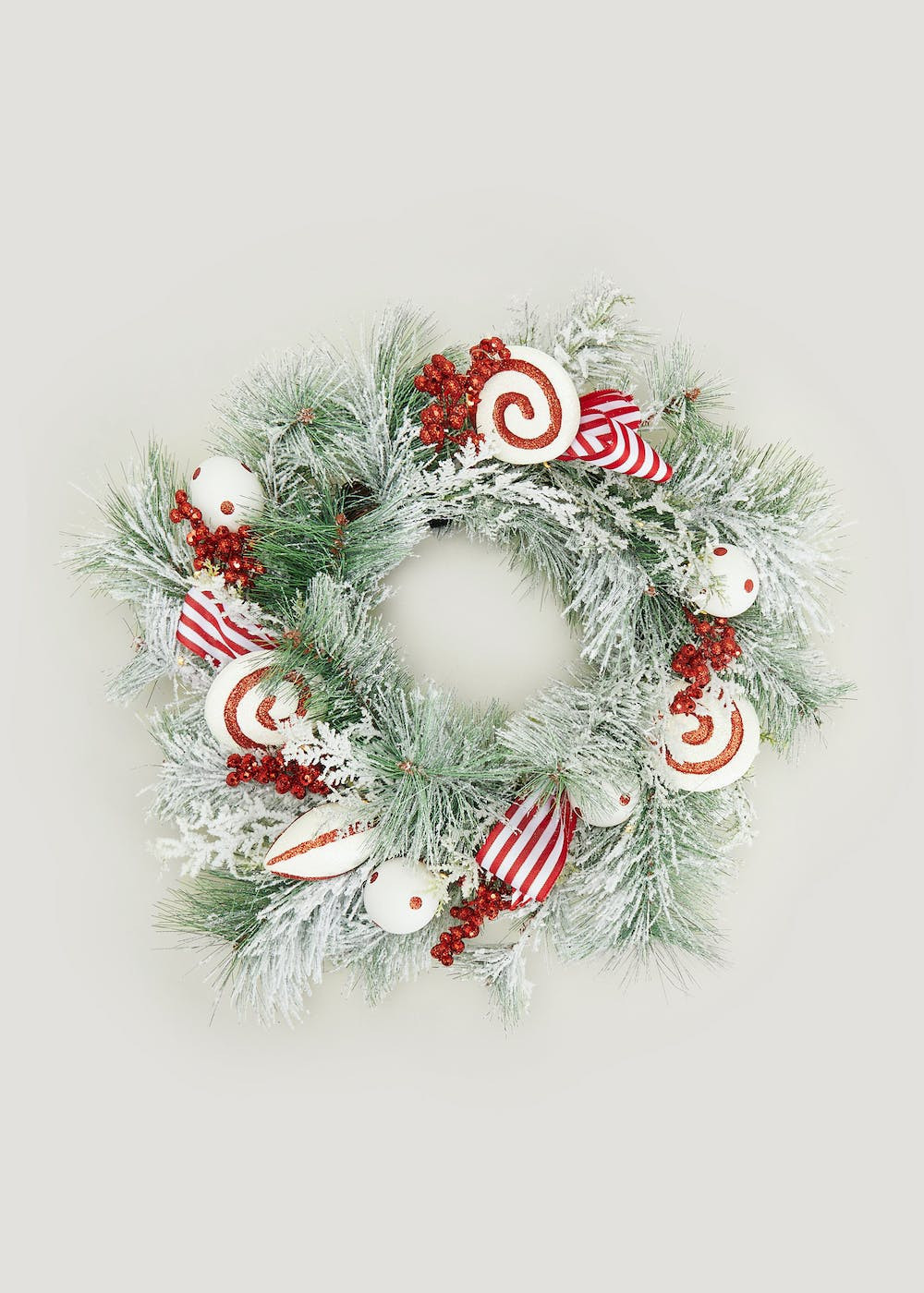 Candy Cane Wreath (65cm x 65cm x 18cm) – Red | Matalan (UK)