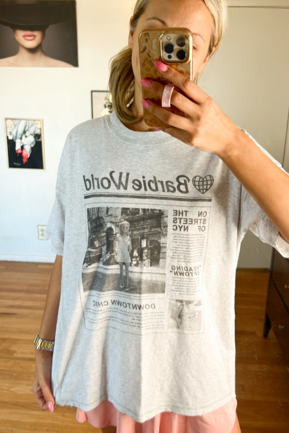 New favorite shirt from Aerie 🩷💖 Made to be oversized! I did a size SMALL, though I kind of wish I did an XS.

Barbie World
Graphic tees
Oversized

#LTKunder50