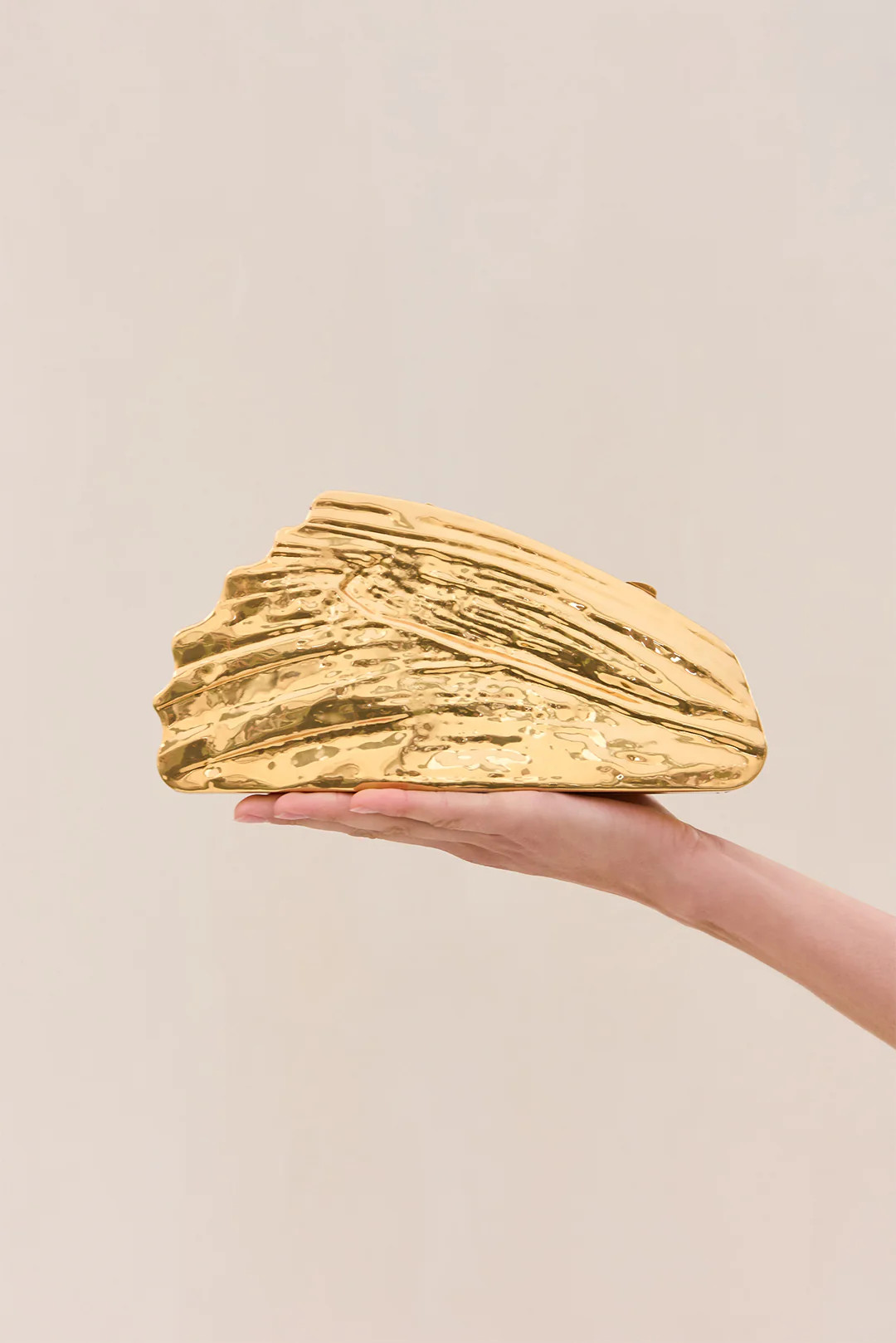 DELVINA CLUTCH - ANTIQUE BRASS | Cult Gaia - US