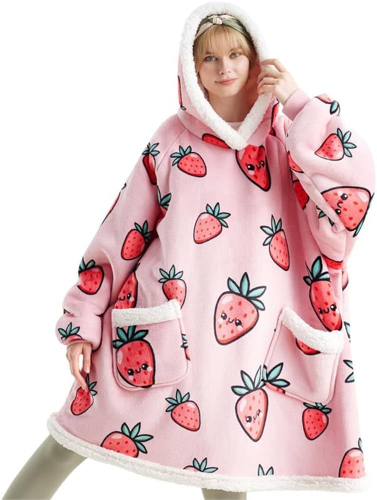 Amazon.com: Bedsure Wearable Blanket Hoodie with Sleeves - Sherpa Hooded Blanket Pink as Strawber... | Amazon (US)
