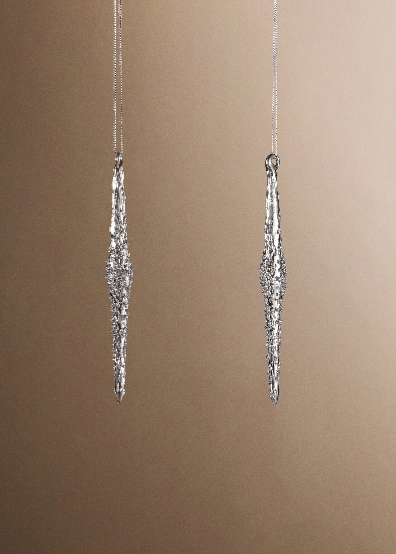 Teardrop Design Tree Ornament | Mango (US/MX/AU)