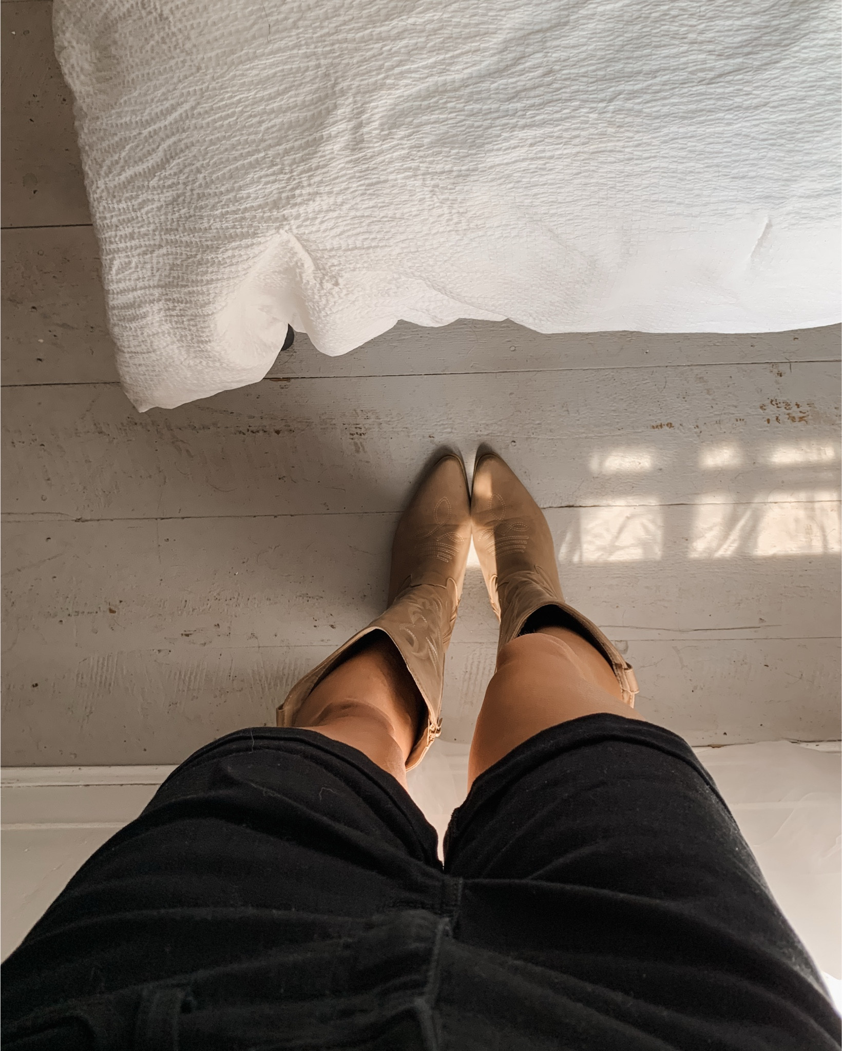 I can hear Fall calling 🍂 
A little outfit transition with favorite cowgirl boots, black denim shorts, and cozy sweater 🤍 

#LTKSeasonal #LTKStyleTip #LTKautumn