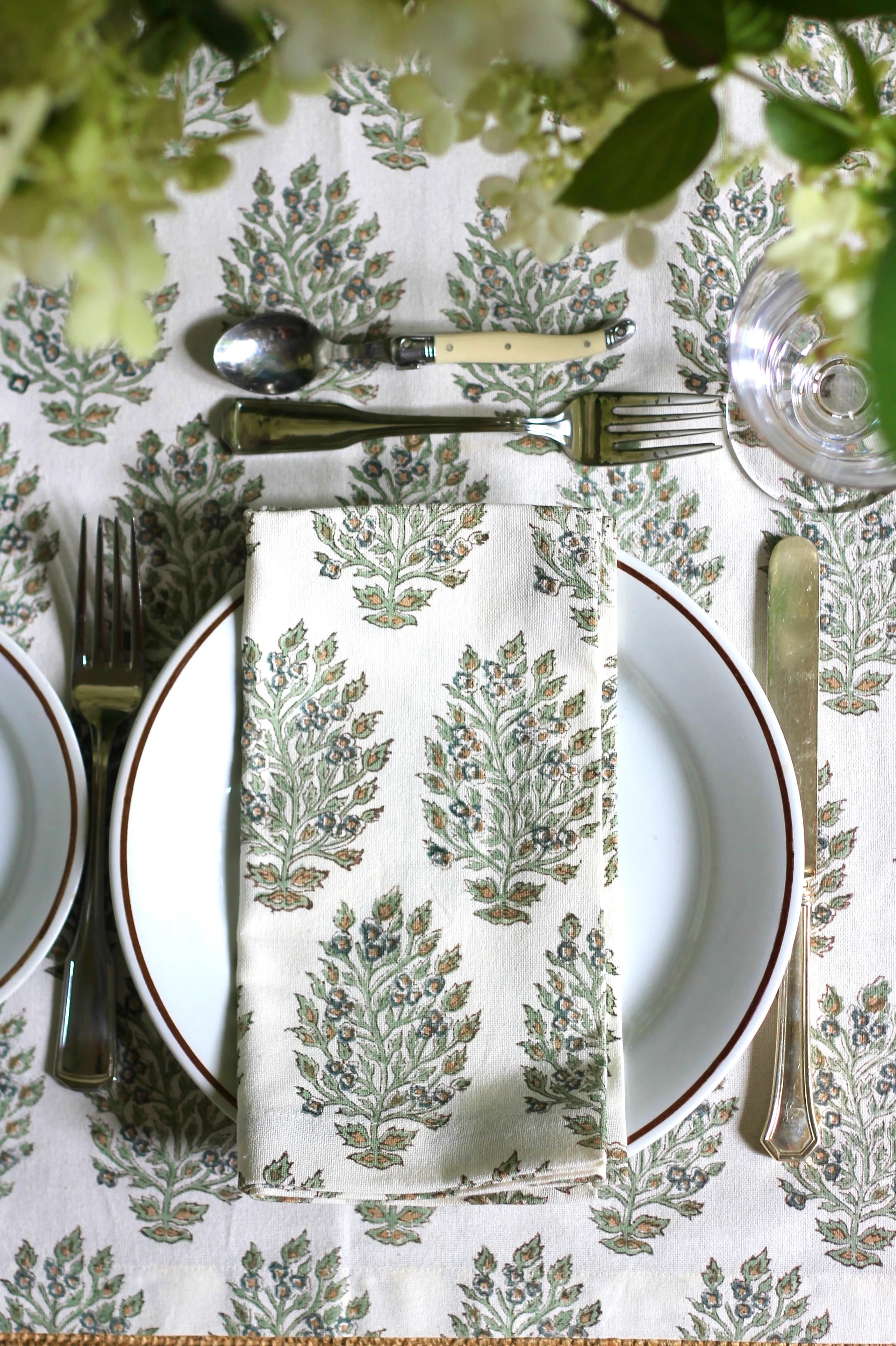 Hydrangea in Slate Napkins | JSH Home Essentials