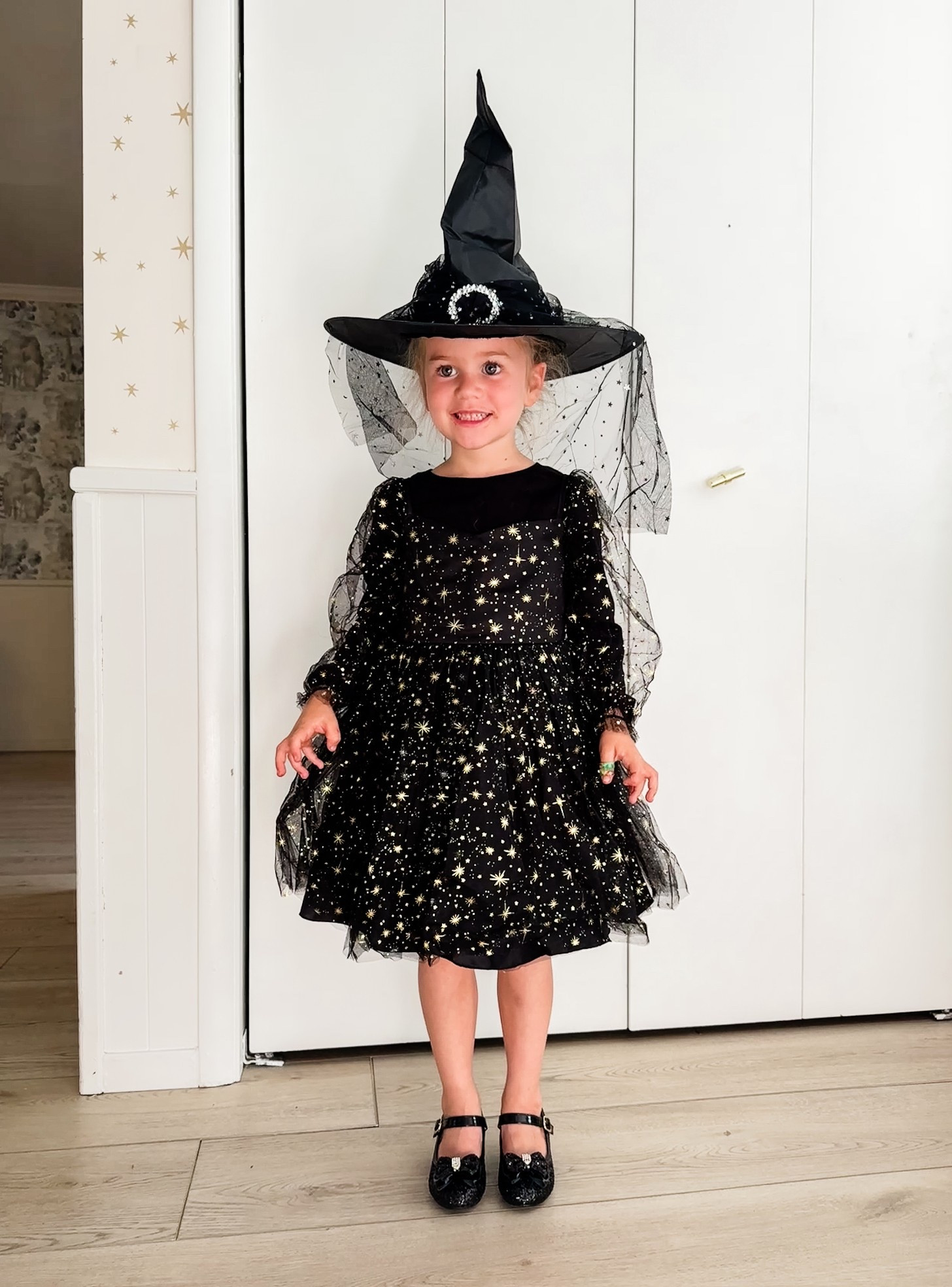 My daughter’s Halloween costume in progress! She wanted to be a sparkly witch, how’d we do? Tights and a cape are still coming. I think it looks great so far, especially for under $100 for all the pieces! #kidshalloween #halloweencostume #halloween

#LTKKids #LTKFindsUnder50 #LTKHalloween
