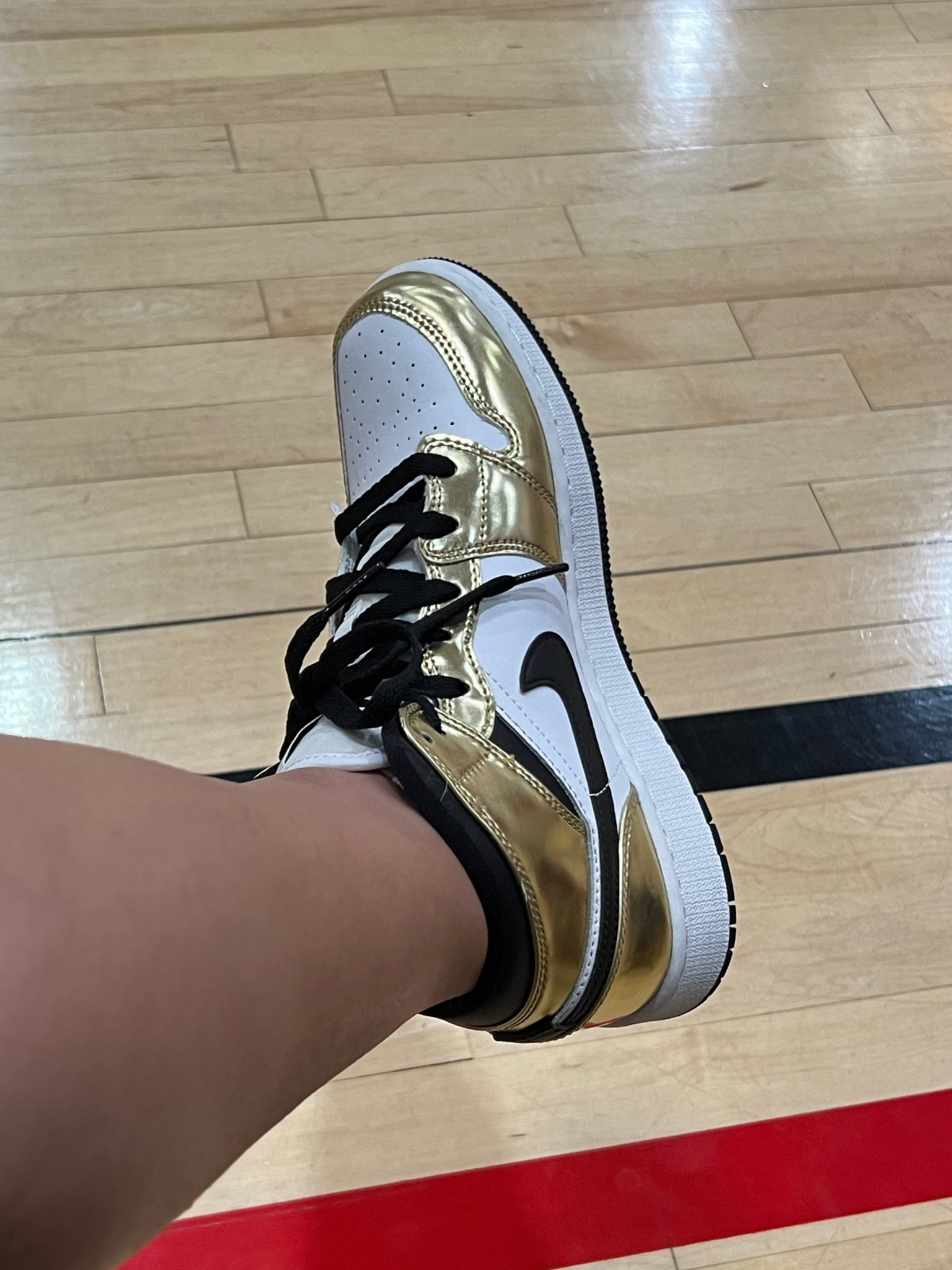 Kicks of the day 👟

#LTKFind #LTKshoecrush #LTKFitness