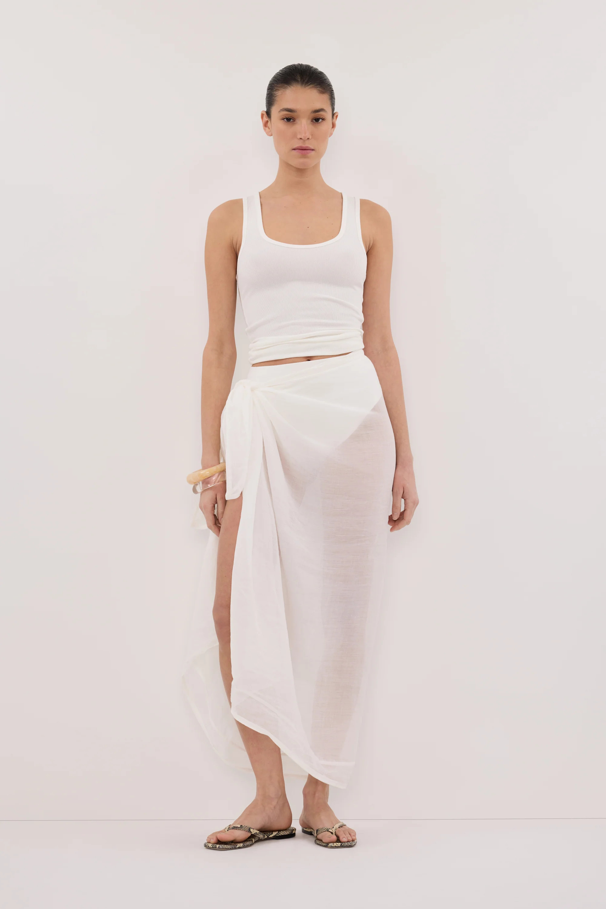 TROPEZ WHITE RAMIE SARONG | DISSH