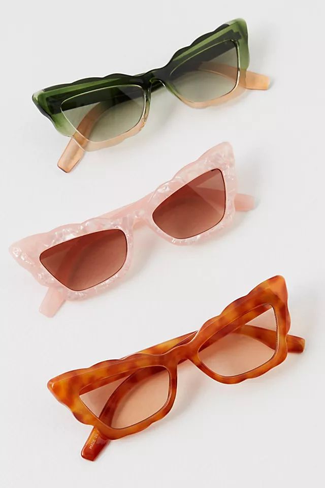 Fleur Scalloped Sunglasses | Free People (Global - UK&FR Excluded)