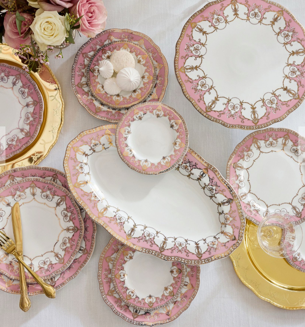 LOVESHACKFANCY SERVEWARE COLLECTION- oval serving platter 

CLEARANCE $33.97
If you missed out on their holiday collection- there are still a few pieces left!
Can use for Valentine’s Day or Mother’s Day! I love this collection so much! Stunning! Mix a match with some gold and white dishes and it will be beautiful on your table! 