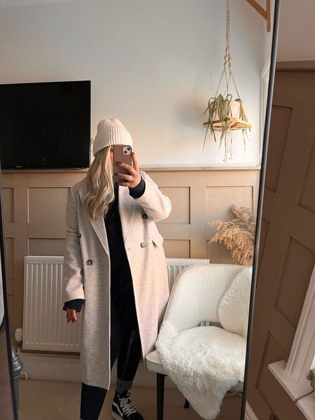 Cosy winter fit 

#LTKstyletip #LTKSeasonal #LTKmidsize