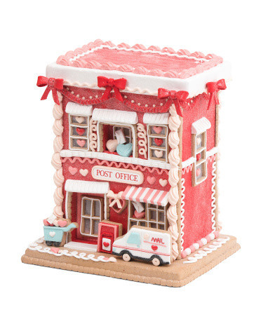 Valentines Gingerbread Heart Cake On Pedestal | TJ Maxx