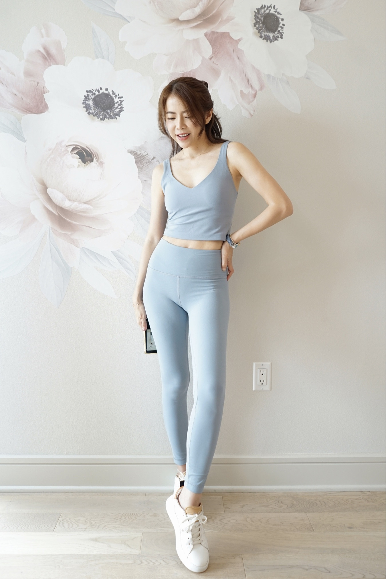  Lululemon 這個坑跟三宅一生一樣，入了就出不來，穿過就回不去，版型好看質料超舒服，這幾年下來越買越停不下來，除了運動之外，日常也很常穿
#LTKtaiwan #LTKasia

#LTKfit #LTKstyletip