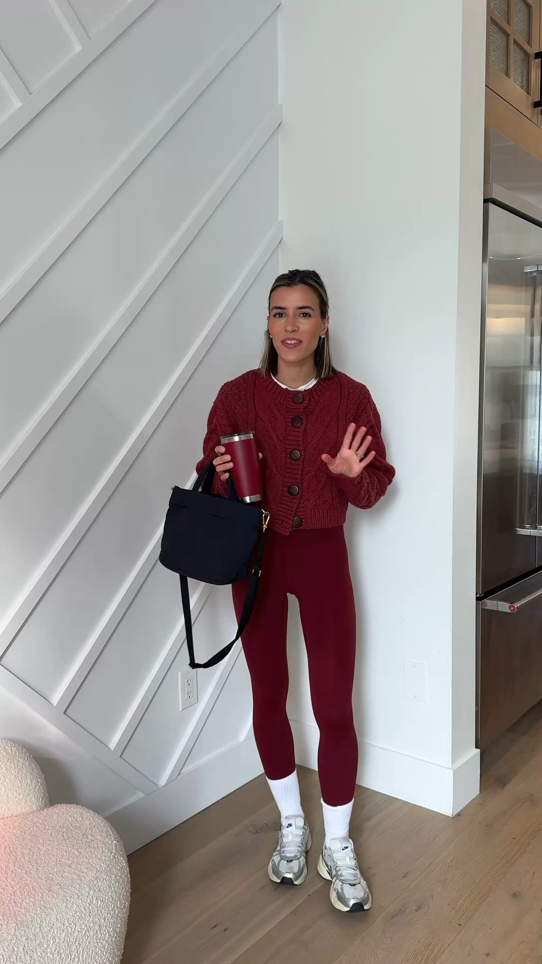 Leggings XS 
Free people cardigan small

#LTKgrwm #LTKootd