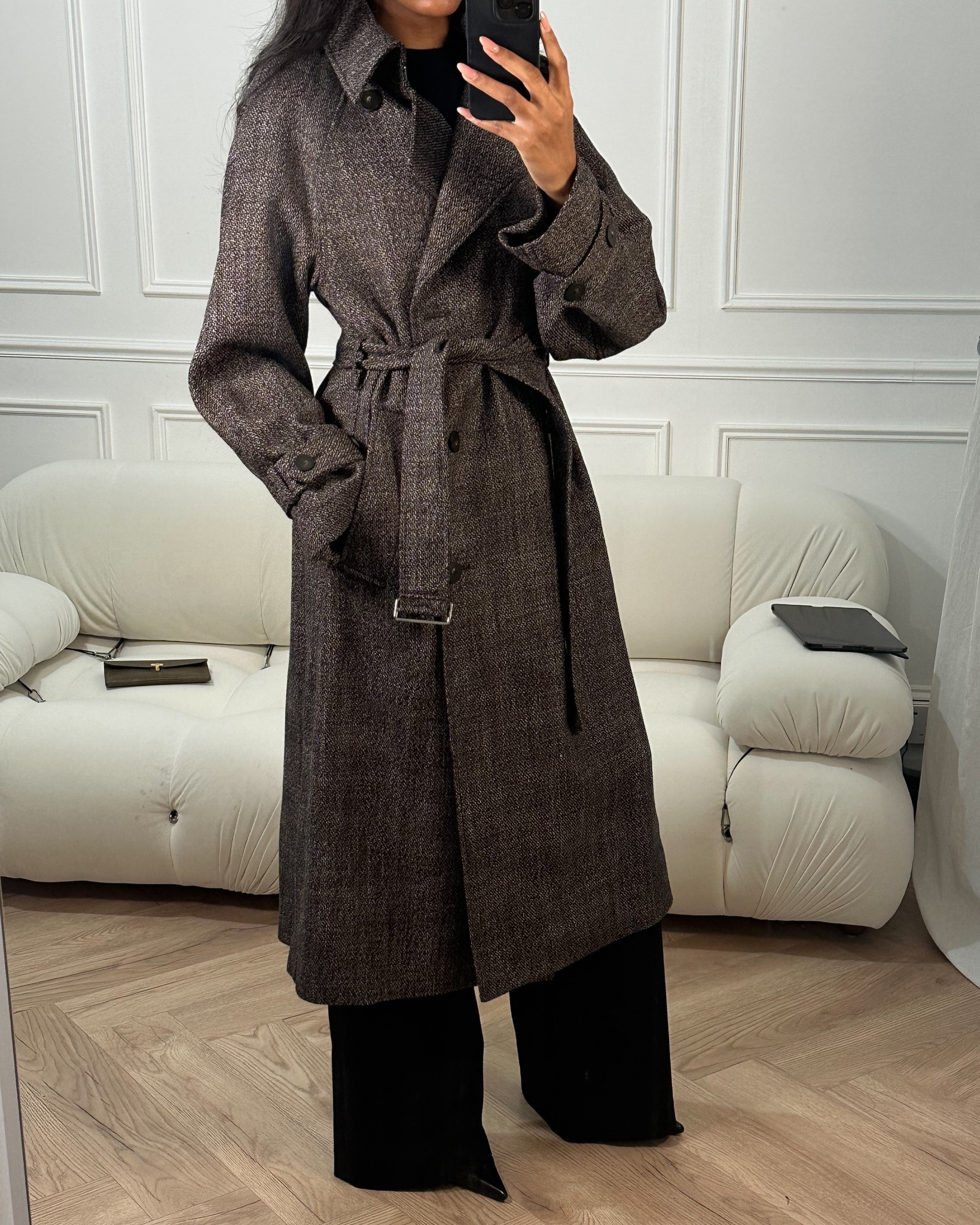 The perfect winter coat (wearing size UK8/ FR36) 🤎 @mytheresa.com AD

•
•
•
Joseph wool coat, #classicstyle #minimalstyledaily #fabianacristina

#LTKluxury #LTKeurope #LTKgiftguide
