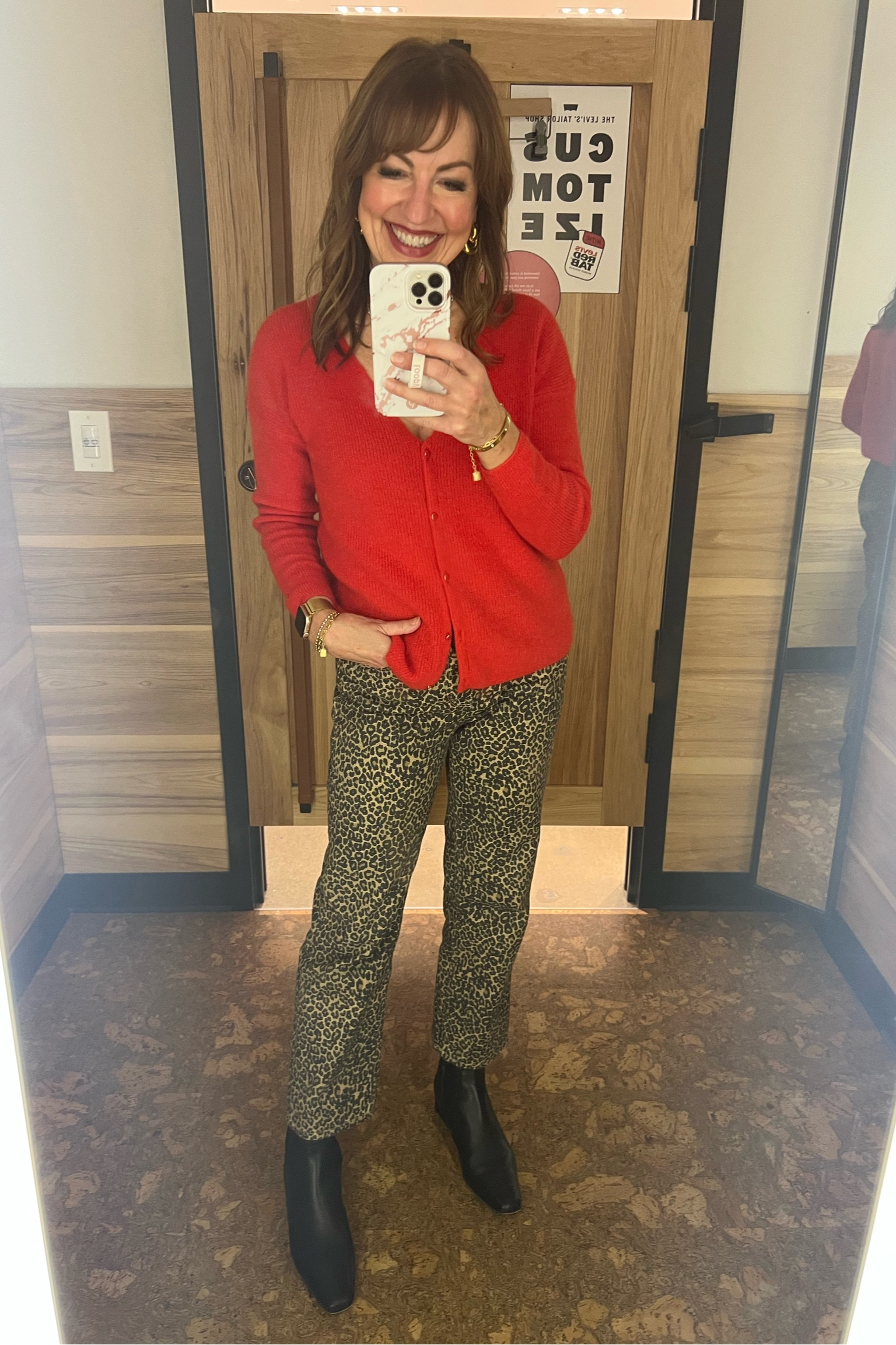 Shipping outfit! I love this combo of red and leopard for the holidays! 

Sezane, red cardigan, leopard jeans, Mango, Steve Madden, black booties 

#LTKHoliday #LTKStyleTip #LTKSaleAlert