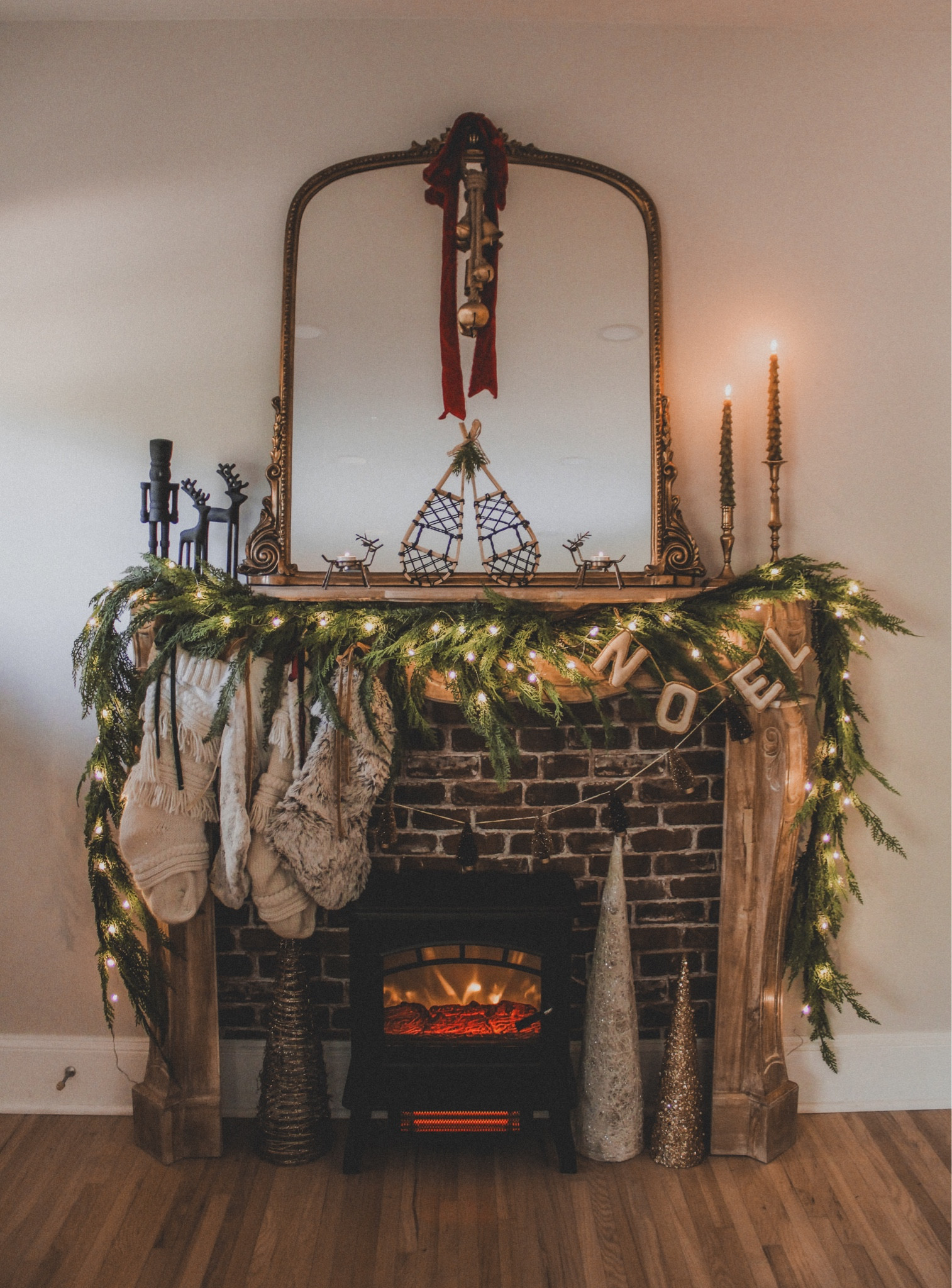 Christmas mantle 2023 

#LTKhome #LTKSeasonal #LTKHoliday