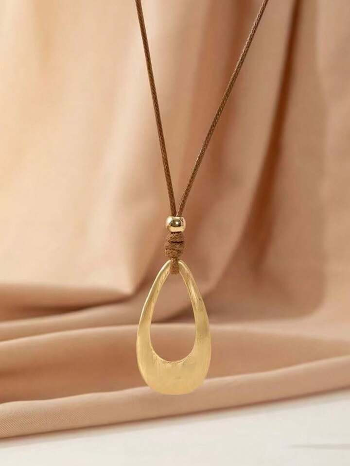Hegaze 1pc Vintage Teardrop-Shaped Pendant Women's Necklace | SHEIN