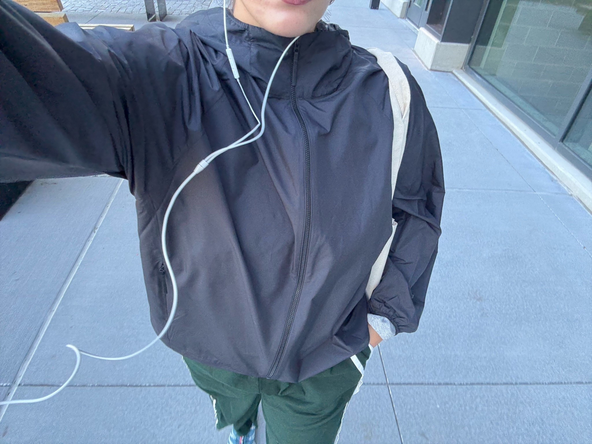 the viral uniqlo windbreaker so perfect for fall 🤎

#LTKActive #LTKSeasonal #LTKFindsUnder50