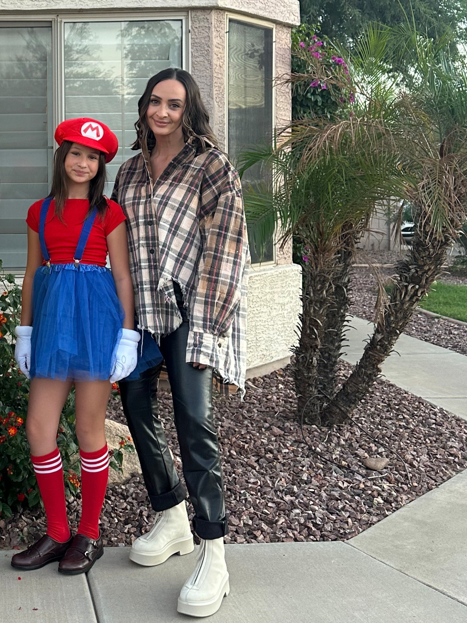 Halloween fit 👻 
Flannel: S
Faux leather pants: 25
Boots: 36.5

#LTKSeasonal #LTKHoliday #LTKFamily