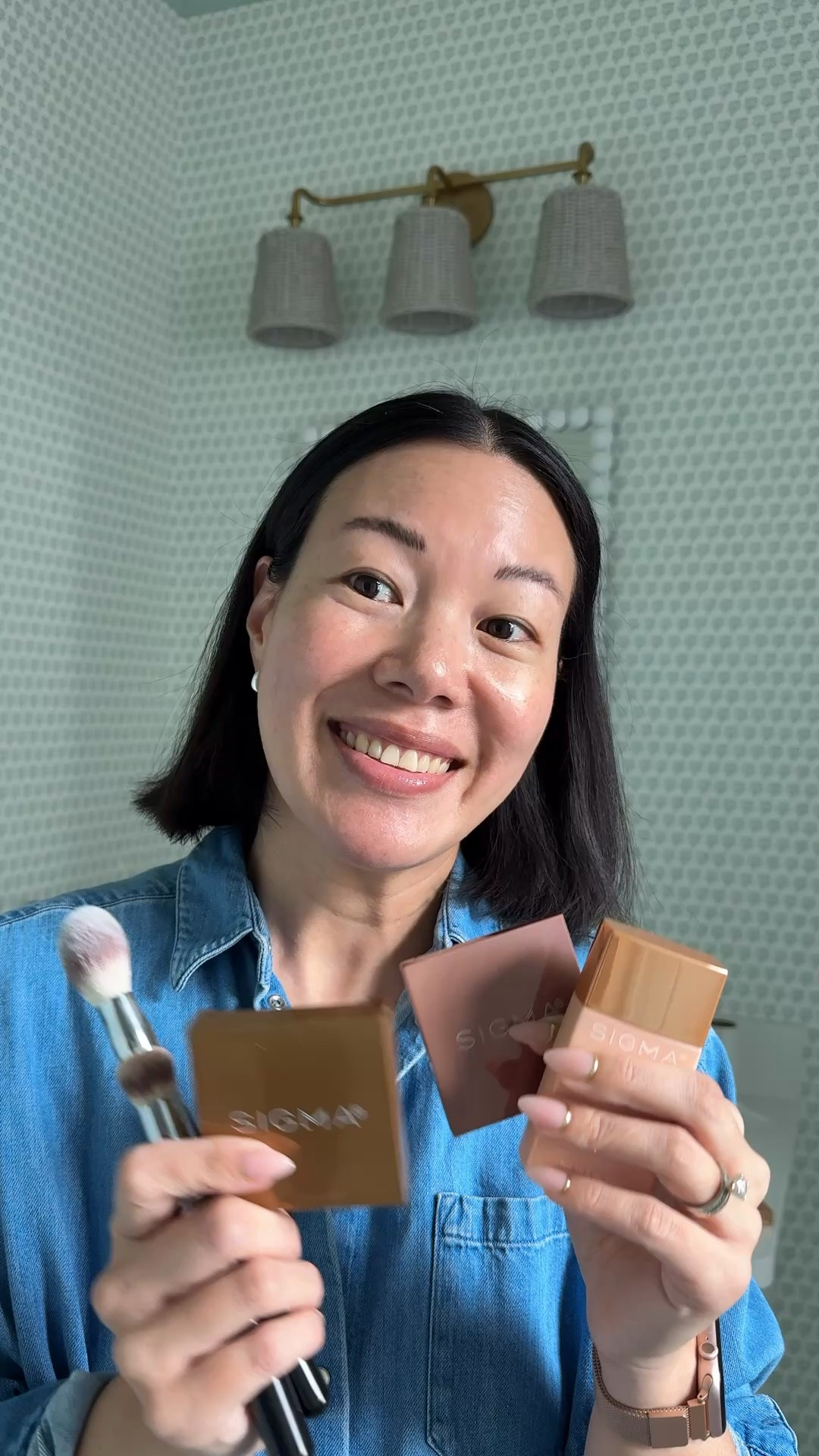 Creating a flawless base is easy with Sigma Beauty. Everything looks smooth, never cakey, and looks natural. No mask face here. The brushes are amazing quality and I love how they make applying these base products so easy. 

#SigmaBeauty #FlawlessBase #SigmaPartner #SigmaComplexion