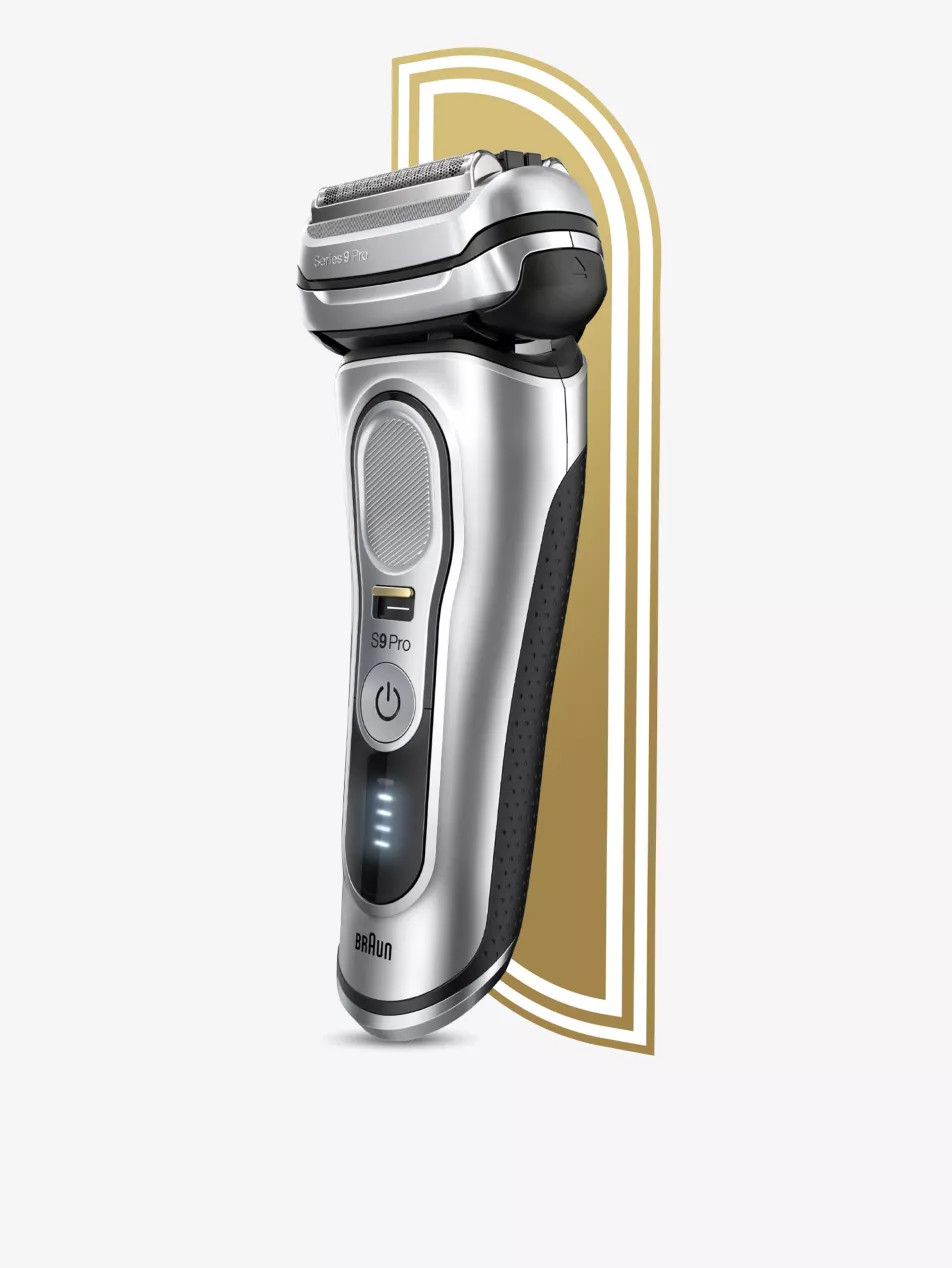 Series 9 Pro 9467cc electric shaver | Selfridges
