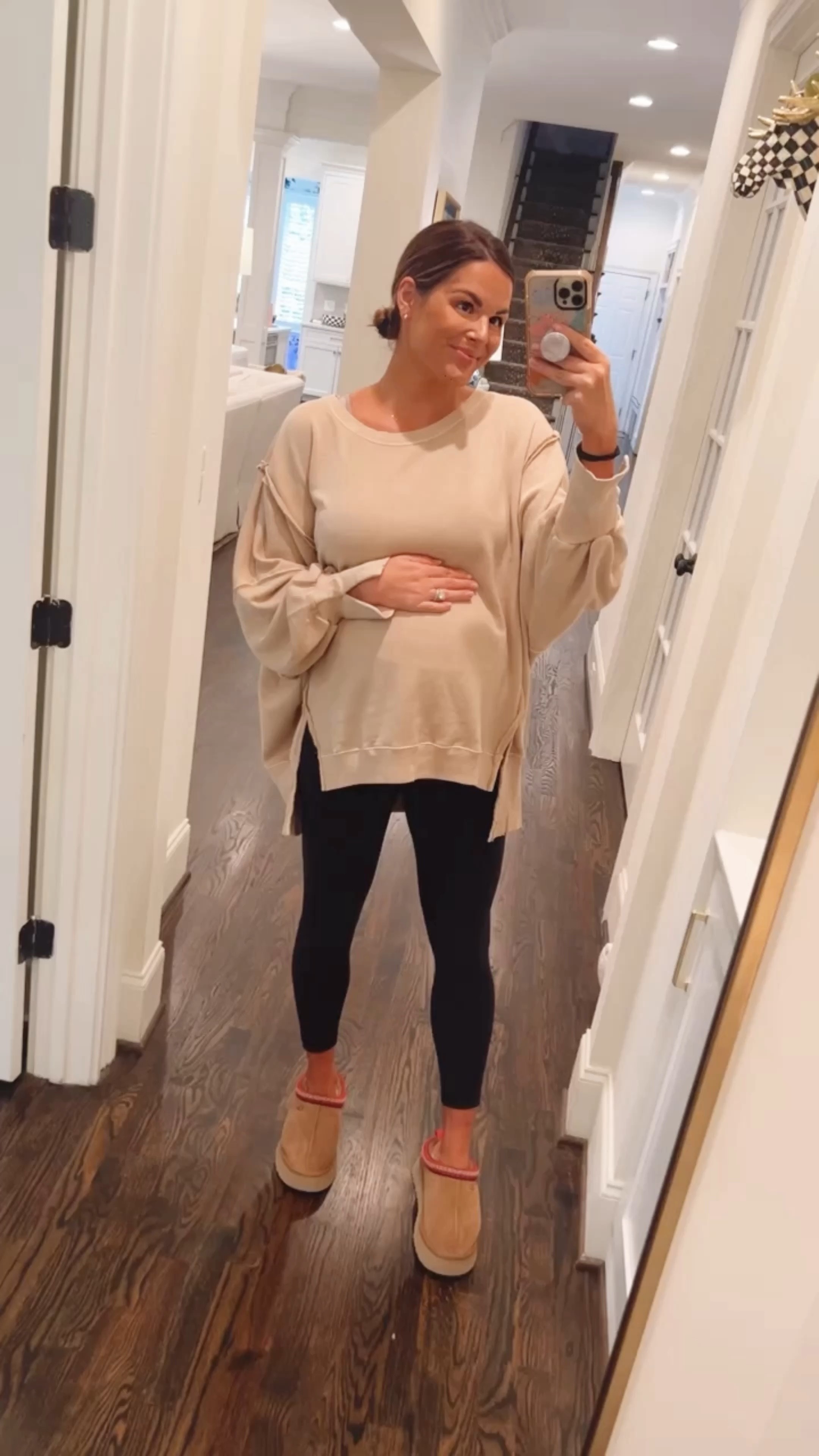 Todays comfy cozy look 😍 had to size up to a size 10 in these Uggs. I’m usually a size 8 in Uggs to they run small  

#LTKshoecrush #LTKbump