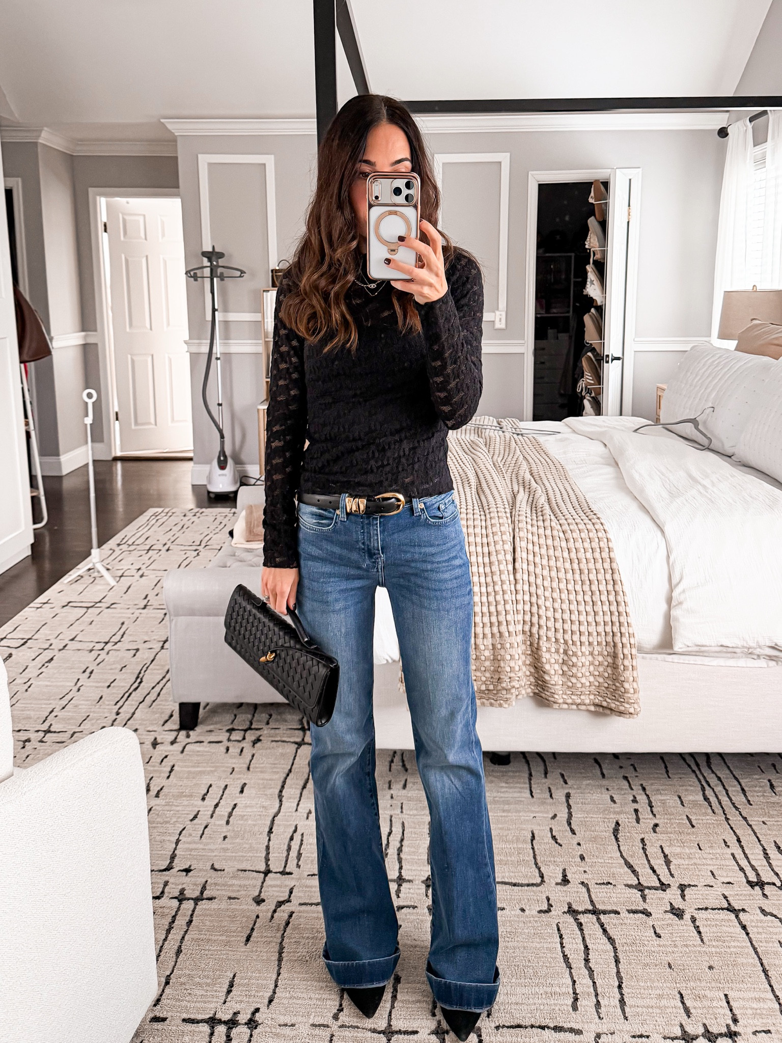 An easy dressed-up look that always works 👌🏻🖤 🔗⬇️

#LTKHoliday #LTKGiftGuide #LTKSeasonal