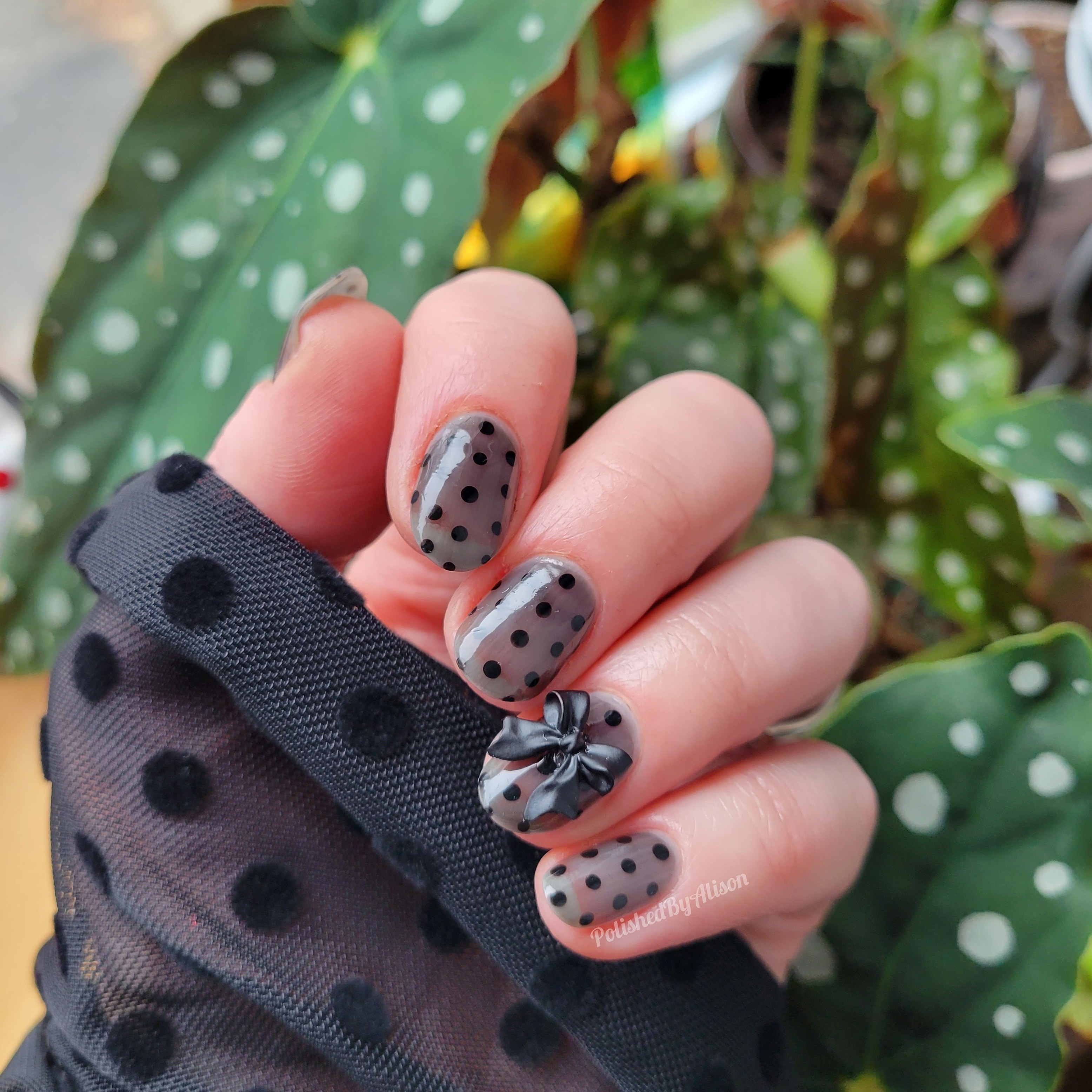 Goth glamour nails!.#ltknails #nailart #goth #gothglamour #coquette #nailart 

#LTKSeasonal #LTKstyletip