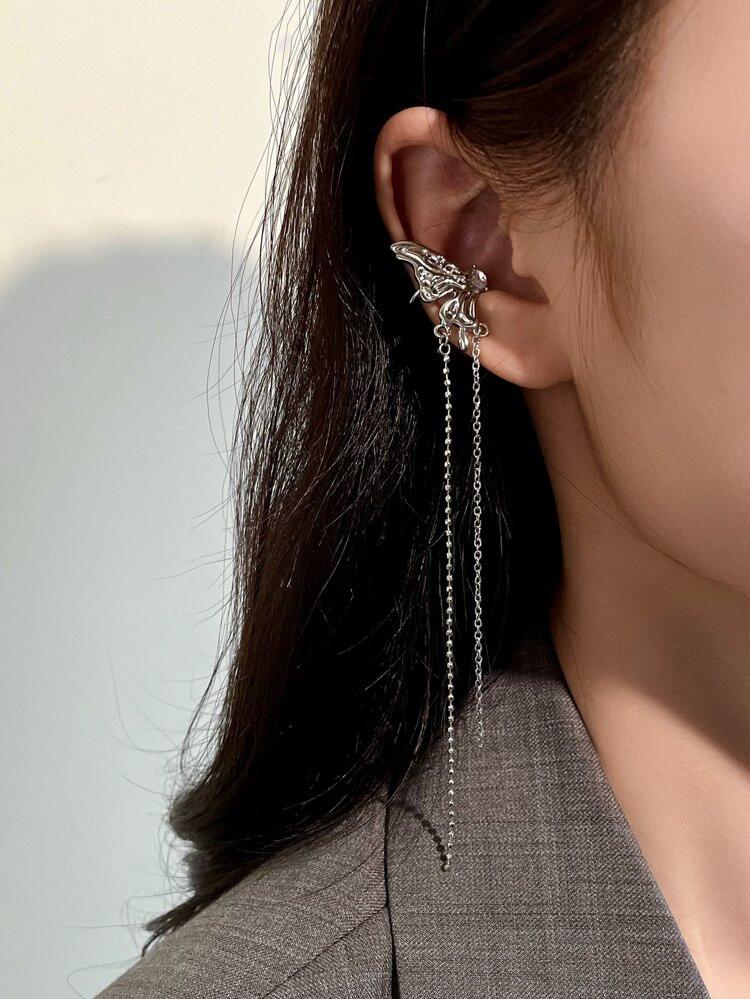 1pc Butterfly & Chain Decor Ear Cuff | SHEIN