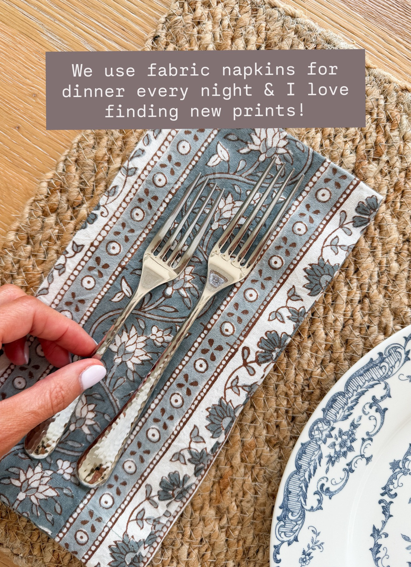 I love using cloth napkins for dinner! They're so many cute ones, and they're fun to have, especially for hosting!

Loverly Grey, cloth napkins, hosting, dinner party, tablescape 

 

#LTKHome