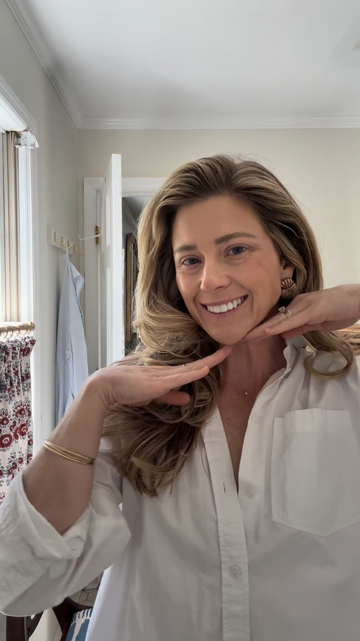 3 minutes and 6 seconds hair routine. 