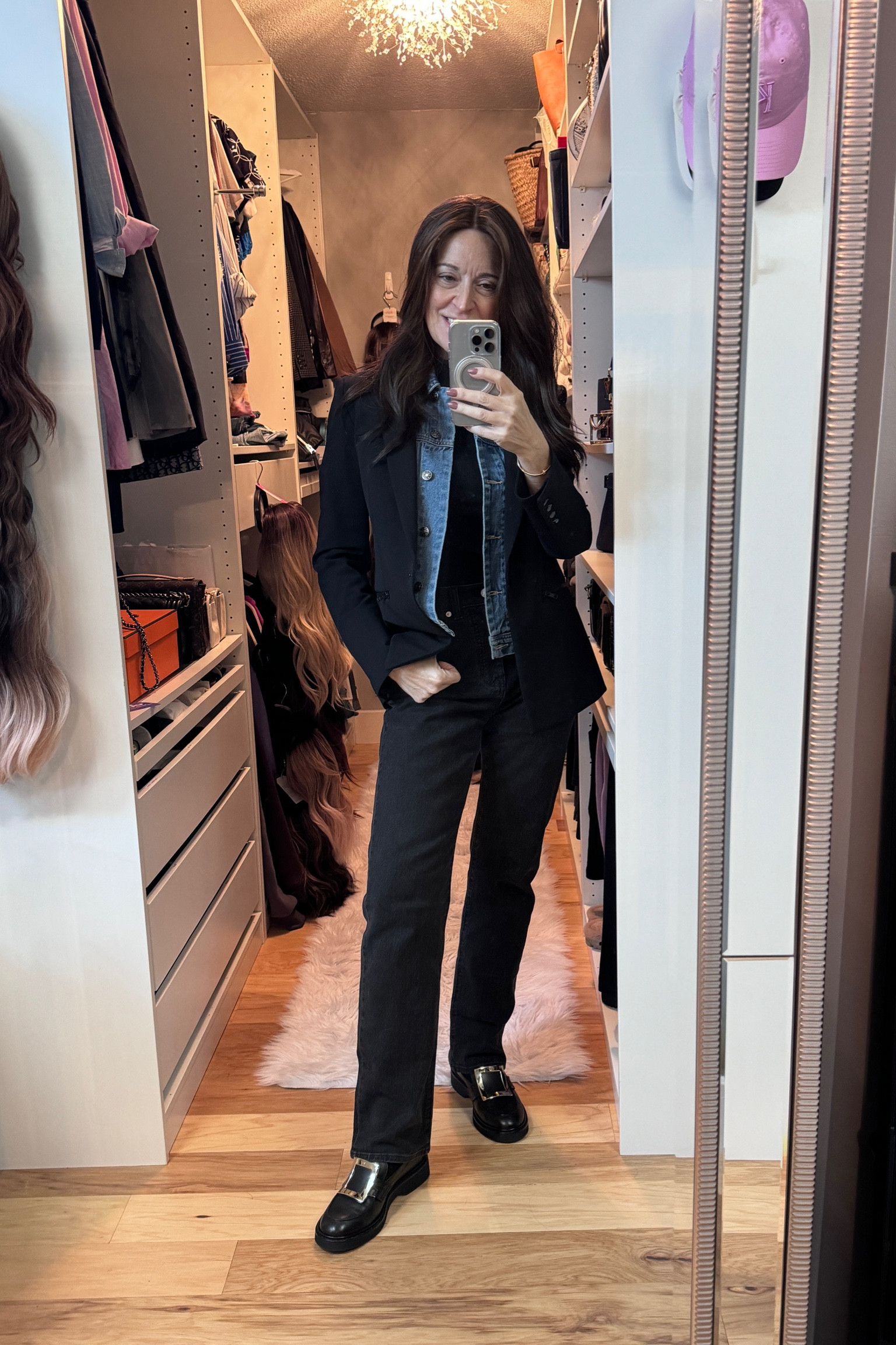 Loving these straight leg jeans. Classic and will never go out of style. Pair them with a classic scuba blazer and add the twist of a denim jacket insert…perfection !

#LTKMidsize #LTKOver40