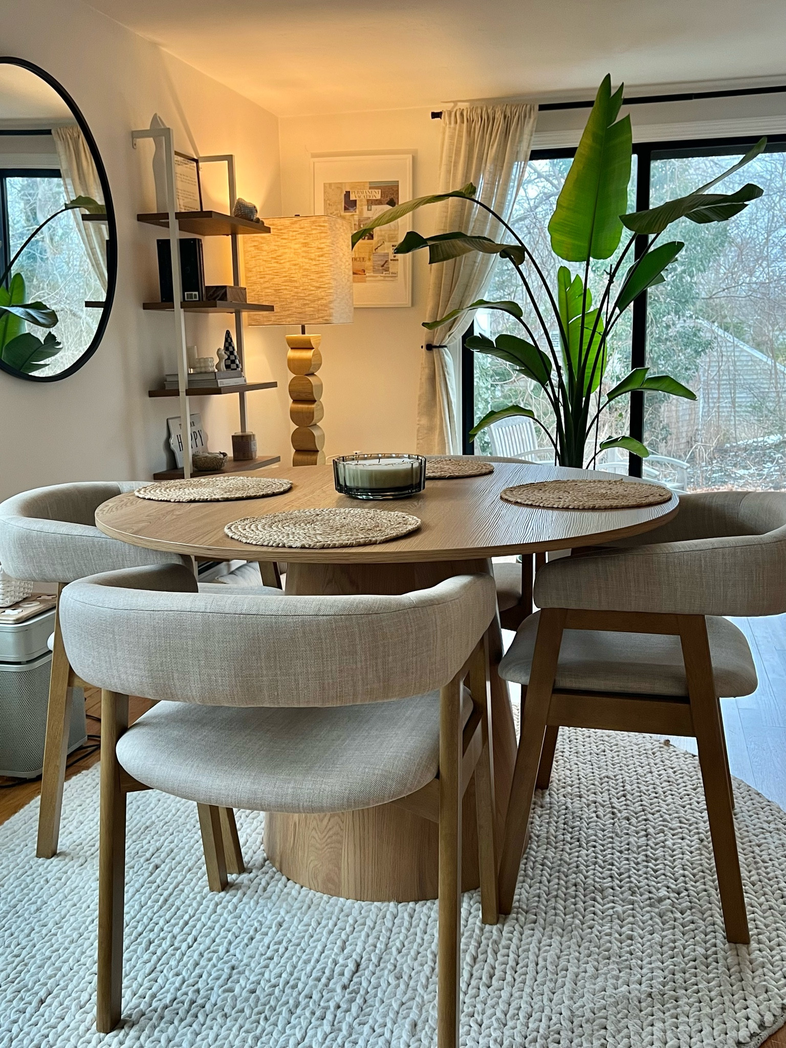 DINING TABLE + CHAIRS + RUG