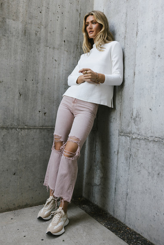 Charlie Distressed Jeans in Rose | Böhme US