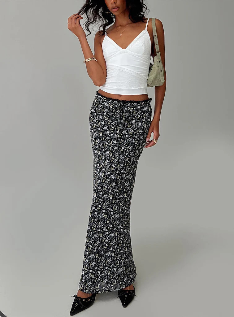 Emily Maxi Skirt Blue / Black Floral | Princess Polly US