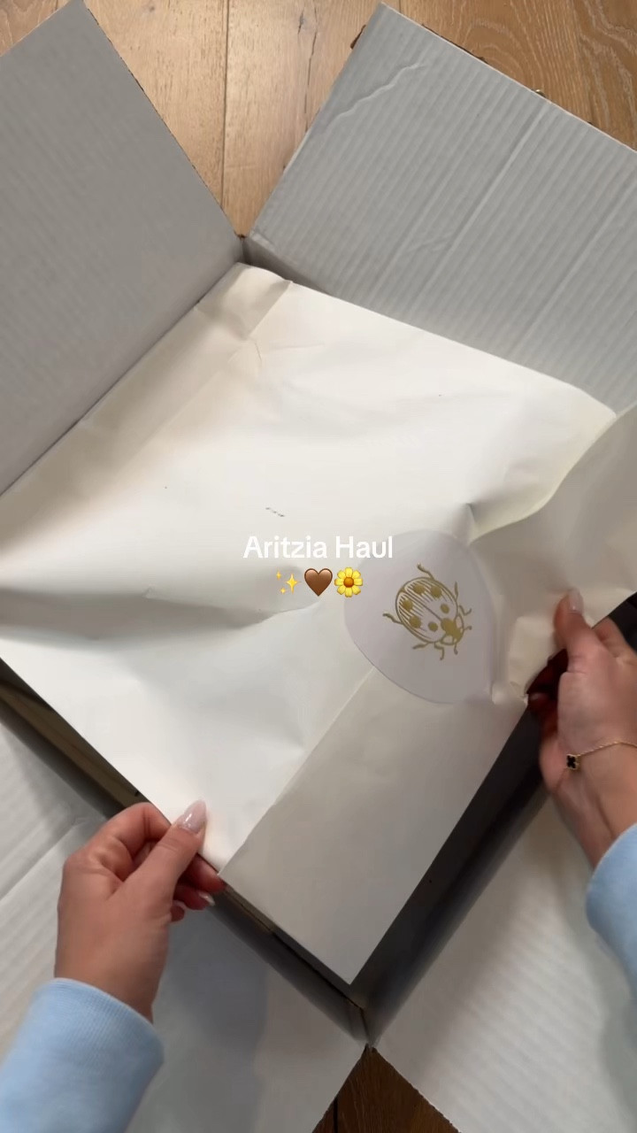 Aritzia new arrivals/Spring haul 💛🛒￼
I will have these on my LTK and will be posting a try on soon! 

#LTKgrwm #LTKootd #LTKFestival