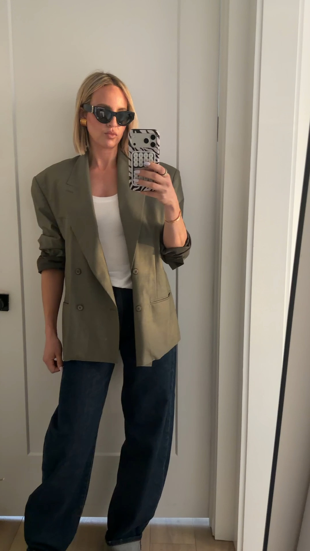 Whenever I don’t know what to wear, I always reach for an oversized blazer like this and a simple white tee or a white tank and some barrel jeans. Throw on some earrings and it looks like you tried! 💁🏼‍♀️

#LTKTall #LTKOver40 #LTKootd