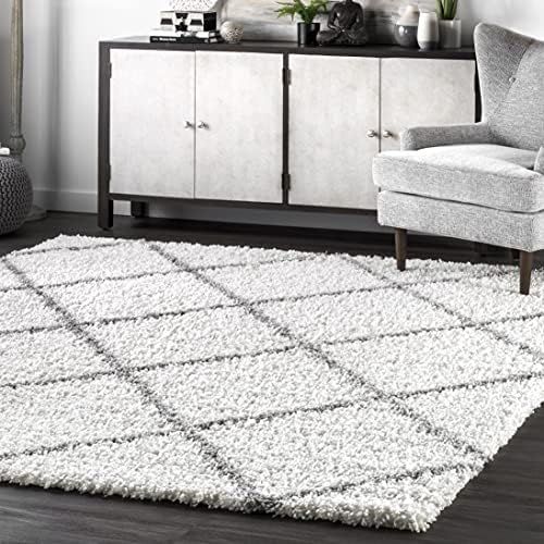 nuLOOM Tess Cozy Soft & Plush Modern Area Rug, 8' x 11', White | Amazon (US)