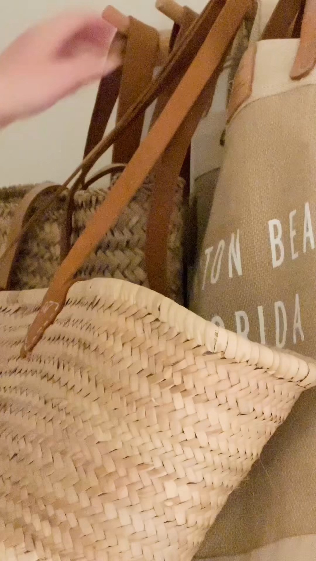 Slowing down this weekend to enjoy life's simple pleasures like going to the farmer's market, preparing fresh spring crudités, and gathering with friends.  

 

#LTKHome #LTKParties #LTKFindsUnder100