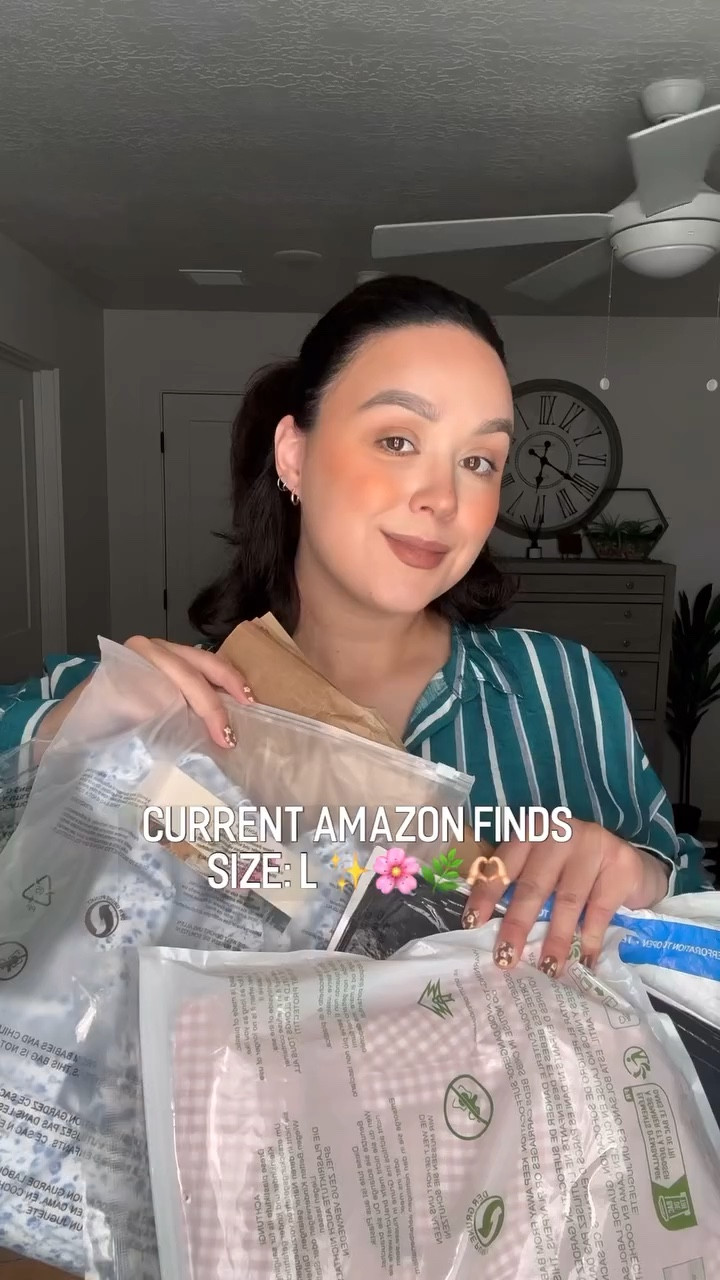 current Amazon finds ✨🤗 wearing size large in everything 

so I bought most of these actually for my postpartum self. I’m honestly trying to set myself up mentally better by having cute / comfy clothes that I truly love! 💕 Postpartum depression really hit me hard and I had nothing to wear after my first baby. It took me almost three years to find that confidence again… then I got pregnant again. So it’s been a very big mental challenge to try and shop for my postpartum self 🧡

The only two things I purposely bought for pregnancy are those pants. Which is SO comfy. Plus the dress which is for my baby shower 🤭 so sneak peak to that 🤗💕🌸

I will have everything 🔗 on my LTK & on my LTK highlights 

.
.
.

#amazonfinds #amazondeals #amazonprimevideo #amazonmusthaves #amazonfashion #amazonshopping #postpartumfashion #pregnancyfashion #ootd #outfits #clothinghaul #shoppinghaul #onlineclothing #womensfashion #womenstyle #fallfashion #fallstyle #falloutfits 

Amazon fashion , fall outfits , pregnancy fashion , Amazon finds , ootd , outfits , shopping haul
