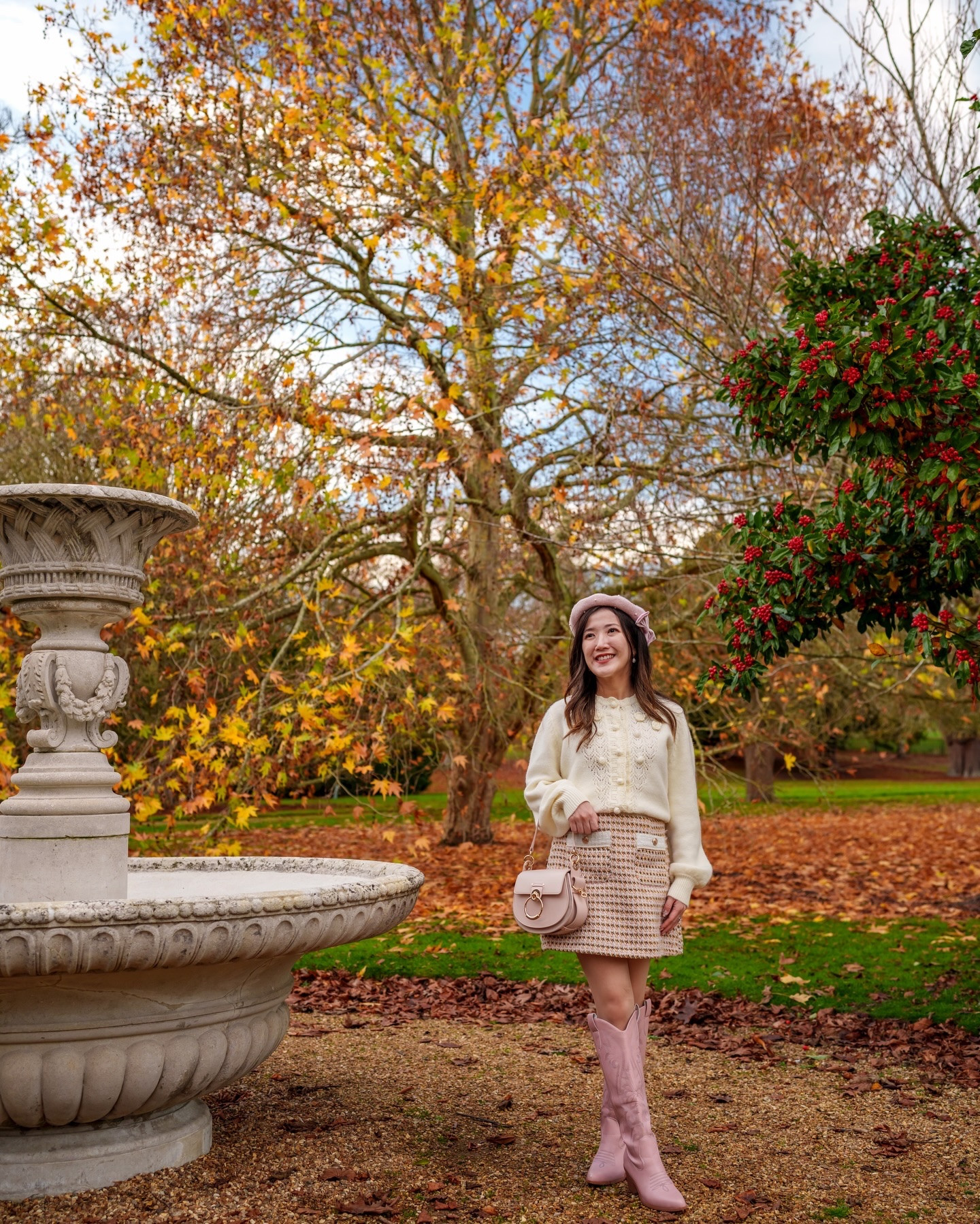 When your mini-me rocks the cutest outfit, you just have to match 👢🎀🍂

This outfit I found from @tkmaxxuk for my baby was too cute to resist (which comes with this adorable pair of pink cow boots! 👢🎀) . And honestly how could I say no to twinning with her?🥹

Outfit details🎀
Mommy
Top: @simpleretro 
Skirt: @luxylondon 
Beret: @monsoon 

Baby:
Outfit and boots: @tkmaxxuk 

Save this post & follow @petitealpaca for more new mum and feminine fashion content. 

📍Wimpole National Trust @wimpole_estate_nt 

📸 shot and edited by: @vimage.pro  @capturewithvic  @sony.unitedkingdom @alphauniversebysony.eu @adobeuk 
PM us if you’d like to hire us for photography in London💕

#autumnalcolours #mommyandme mummyanddaughter 

🗝️Feminine elegant classy style, modern princess, autumn outfit inspiration, mummy and daughter, mommy and me