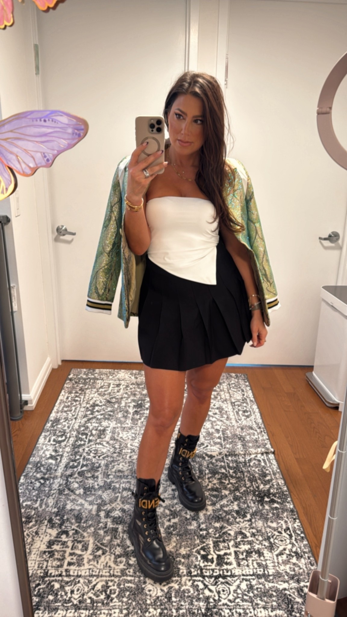 Nyfw outfit rhinestone green snake blazer variety 

#LTKNYFW #LTKFallSale #LTKSeasonal