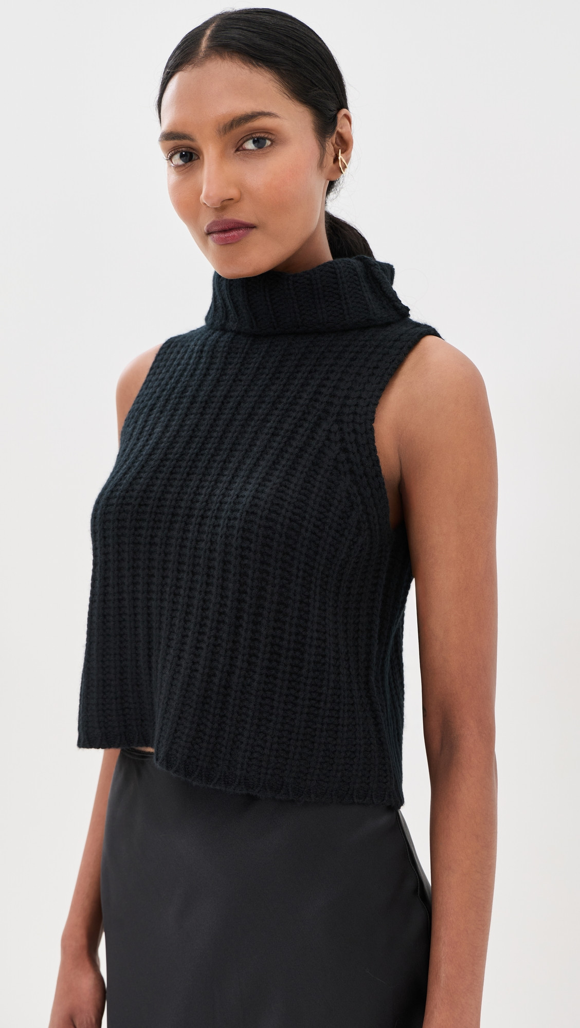 Sablyn Saige Cropped Turtleneck Cashmere Pullover Black L | Shopbop