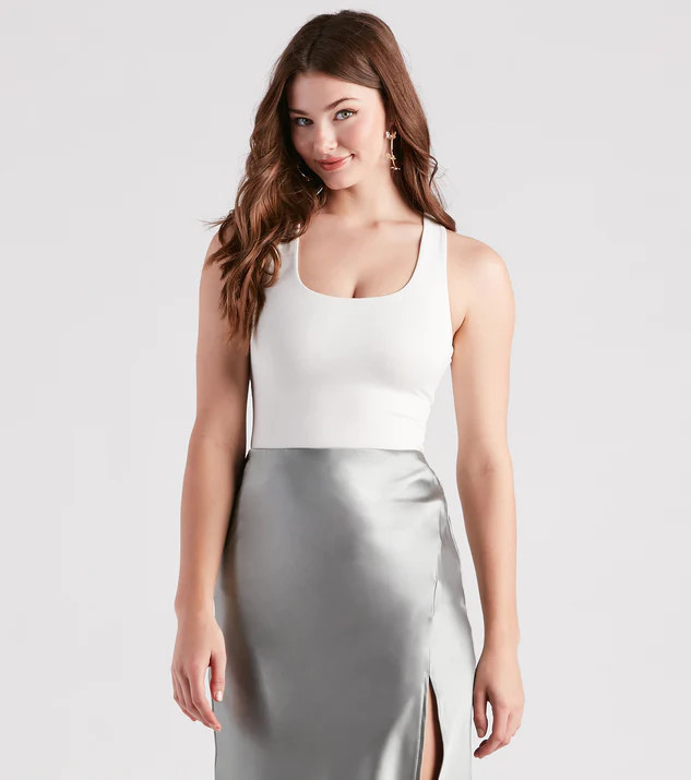 Smooth Silhouette Scoop Neck Tank Top | Windsor Stores