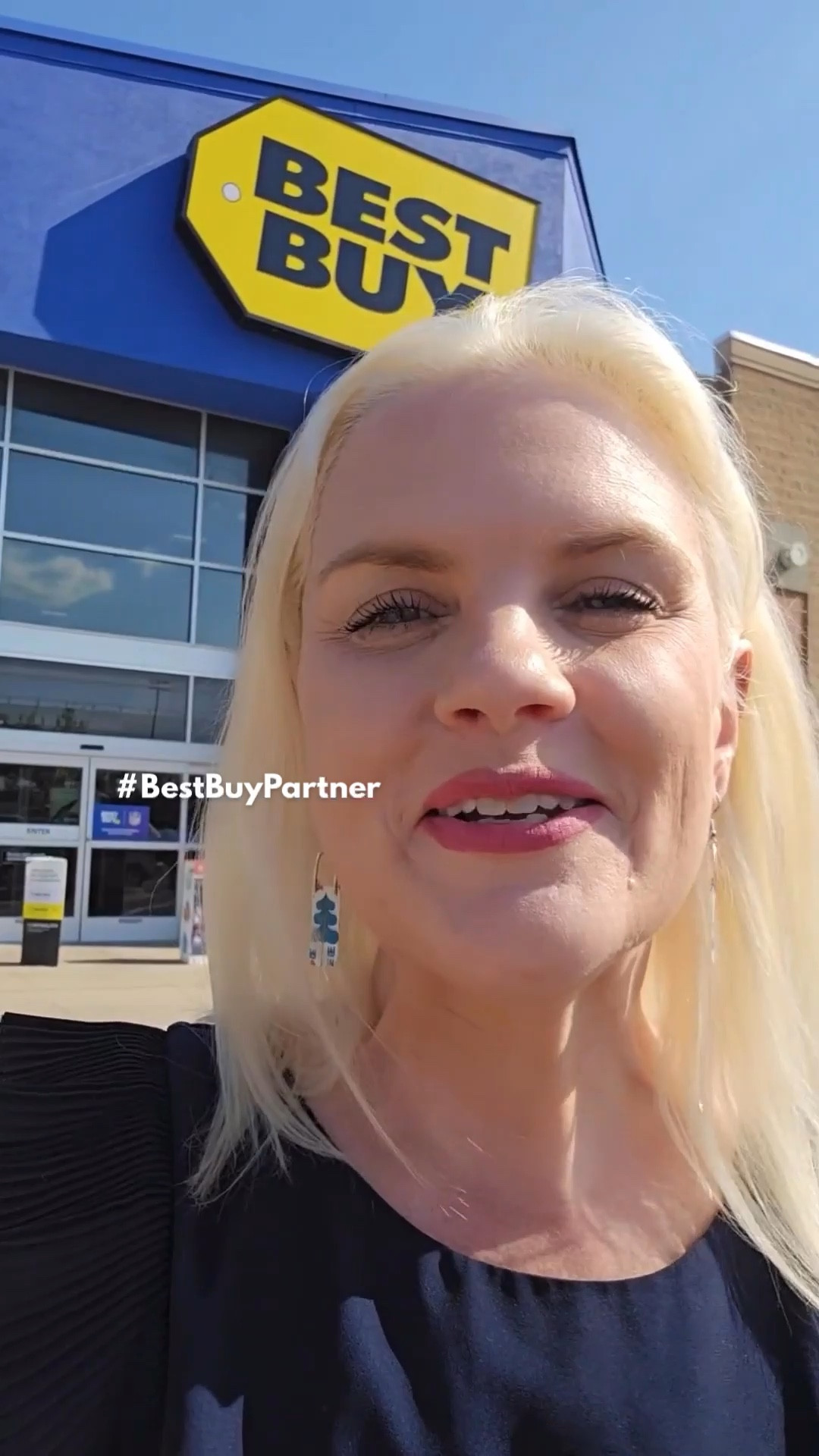 #BestBuyPartner @bestbuy ✨ Our hip sidekick, Stef, is sharing some of our team’s top picks from Best Buy’s Early Holiday Top Deals — and they’re too good to miss! From smart home upgrades like the Chamberlain myQ Video Doorbell to immersive Nanoleaf lighting and powerful Samsung sound towers, there’s something for everyone on your list 🎁

🛍️ Shop early holiday top deals at Best Buy now through 10/26/25 to get a head start on gifting season.

#LTKGiftGuide #LTKSaleAlert #LTKSeasonal